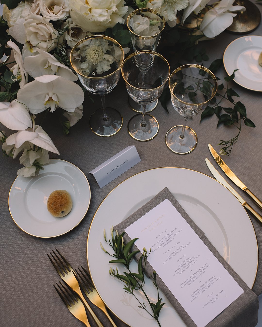 romantic real wedding in florence table decor