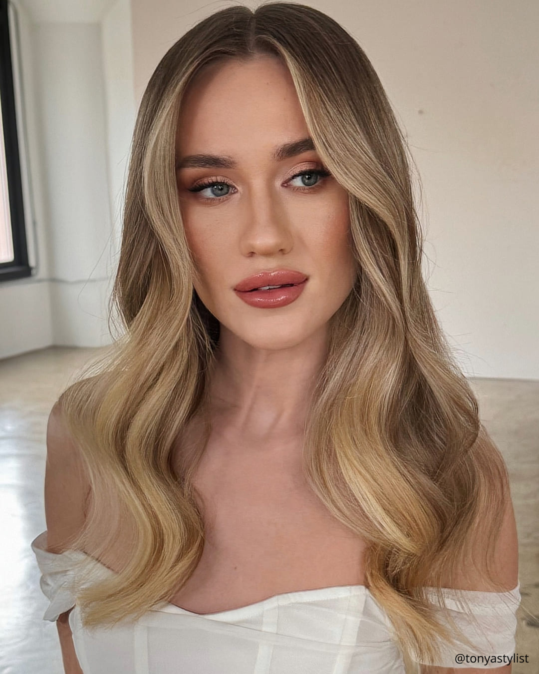 Romantic Loose Waves