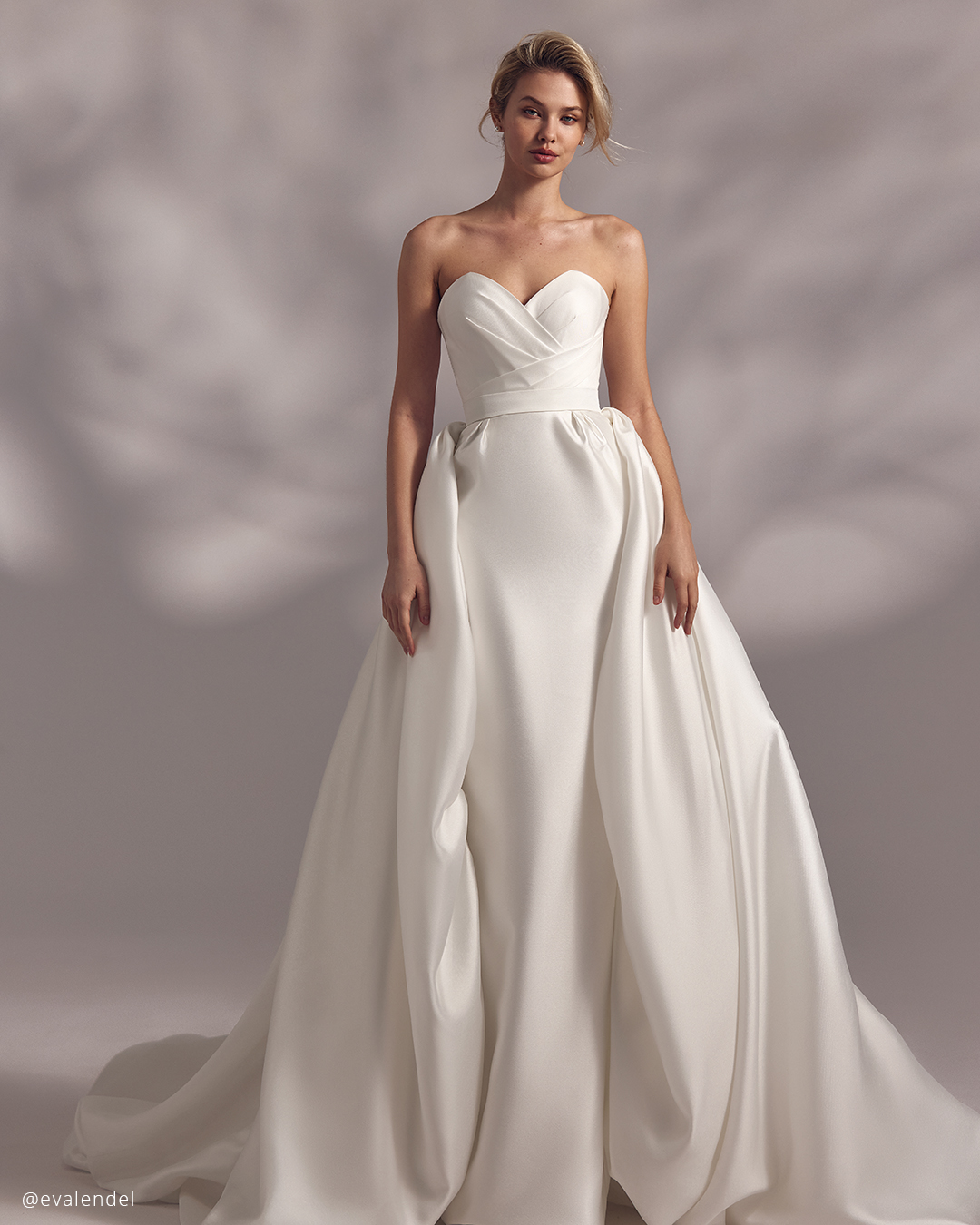 Elegant Simple Dresses For A Wedding
