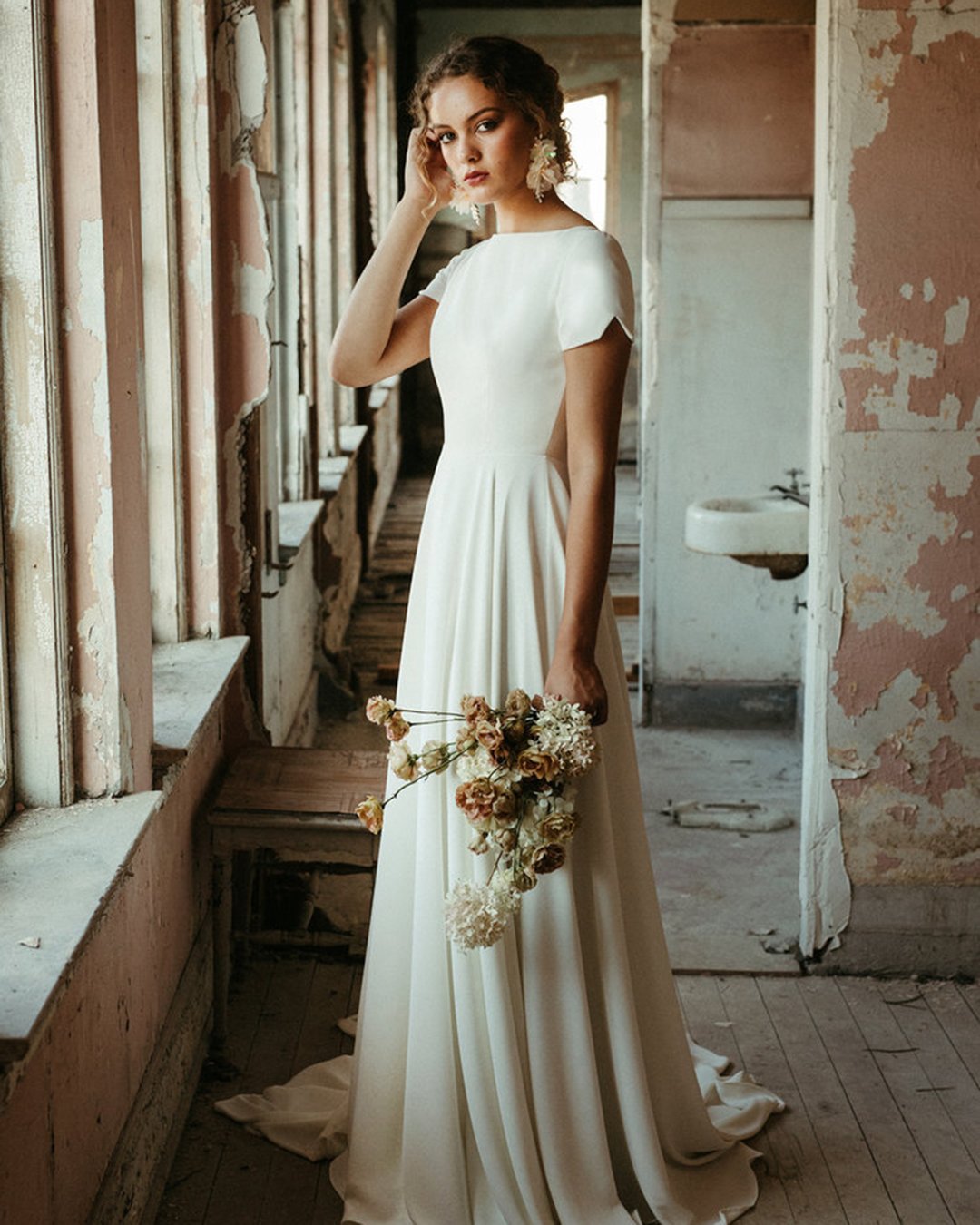 Vintage Simple Elegant Wedding Dresses