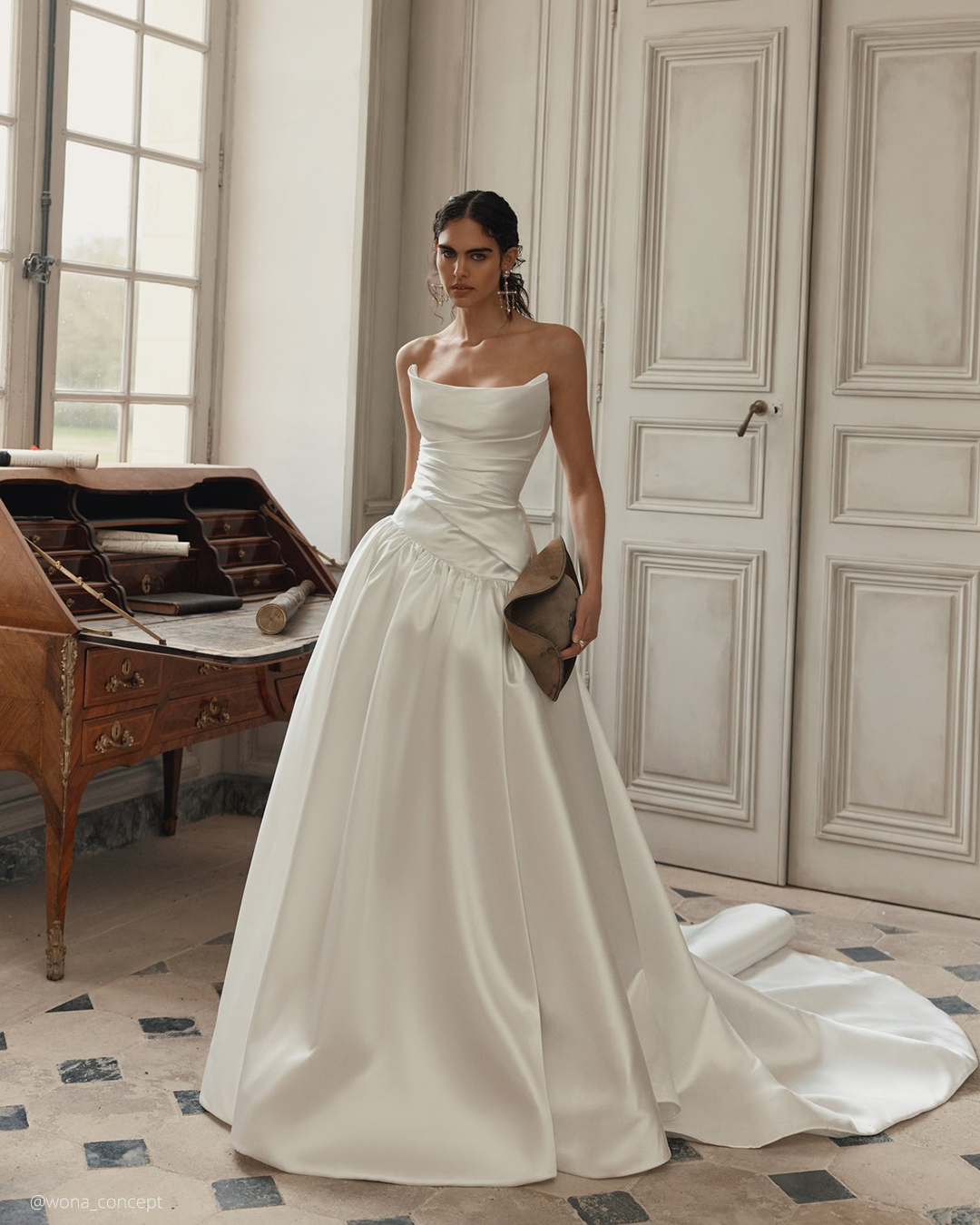 Elegant Simple Dresses For A Wedding