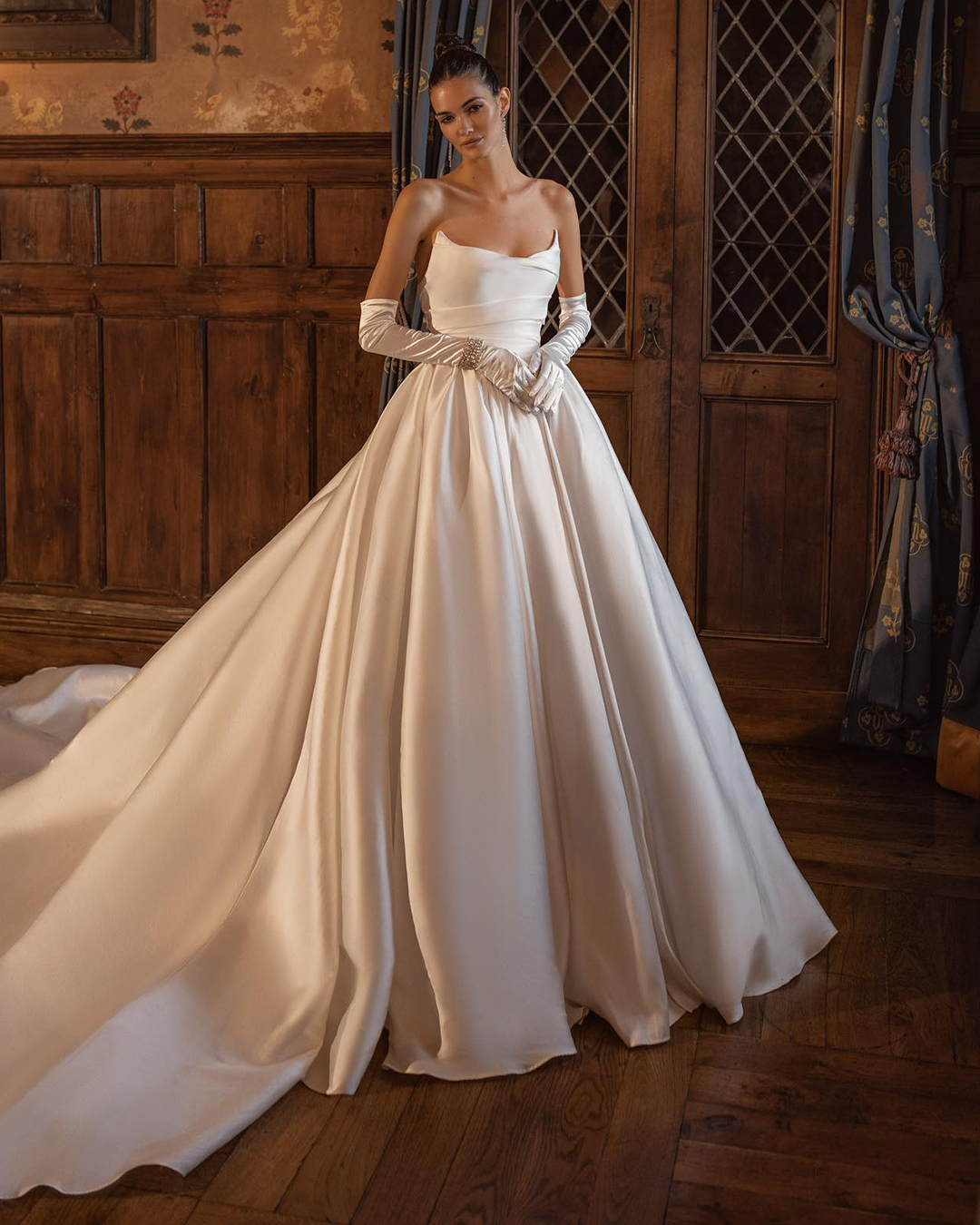 Bubble Hem Simple Wedding Dresses