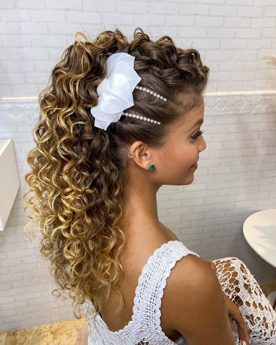 Natural Curly Hairstyles for Wedding