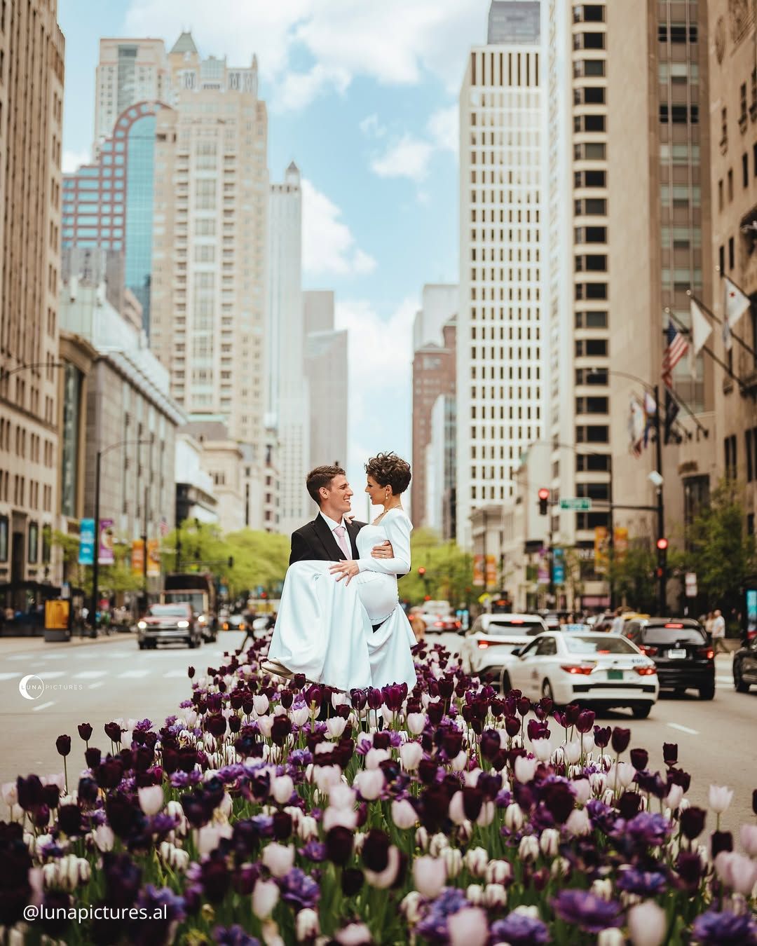 Wedding Photos Ideas in a Garden