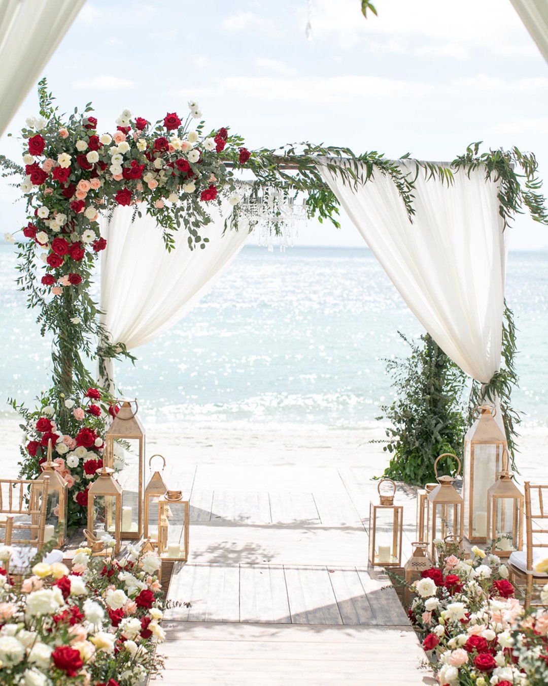 Beach Wedding Ceremony Decor