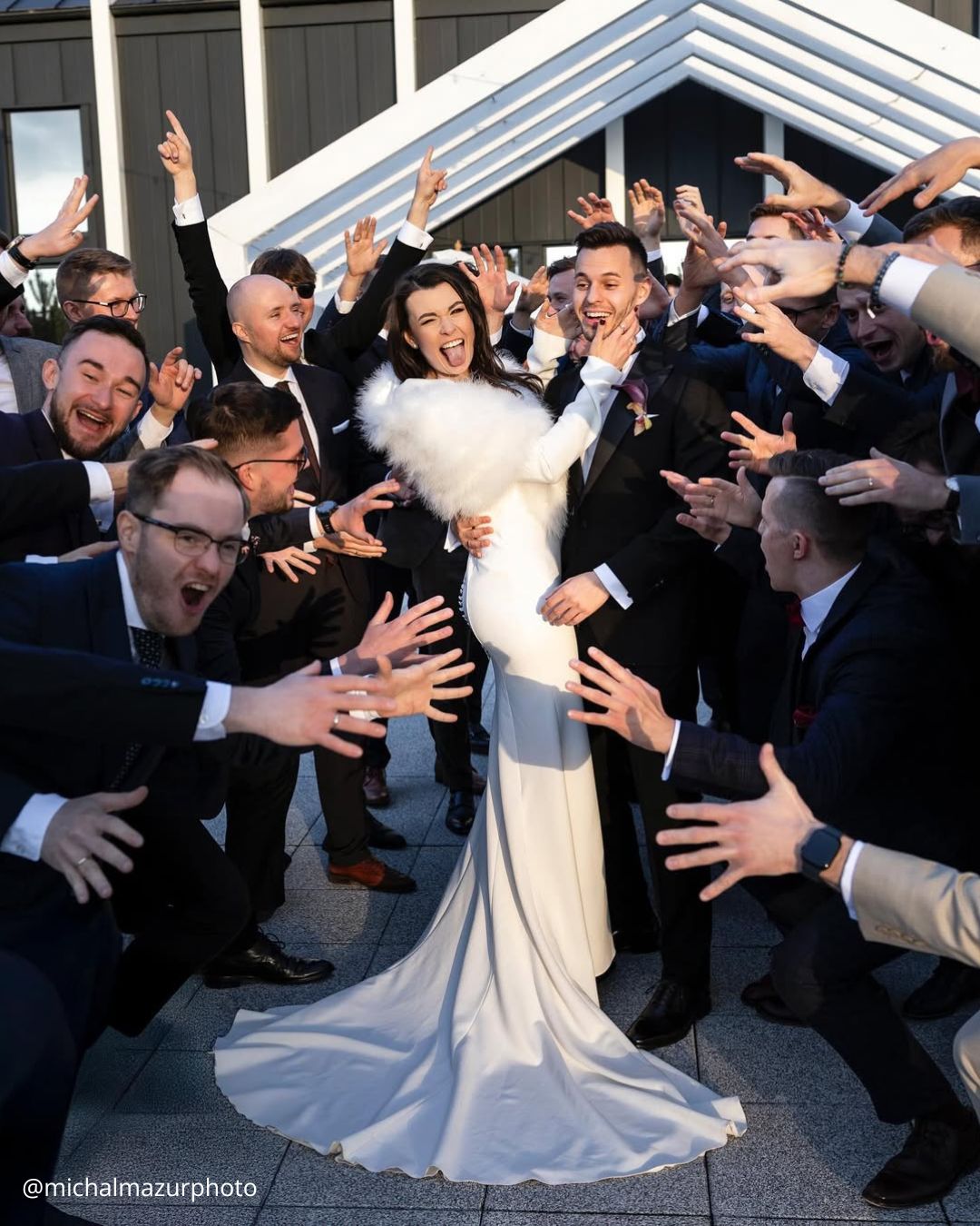 wedding photos funny photos of the bride and bride and friends of the bride michalmazurphoto