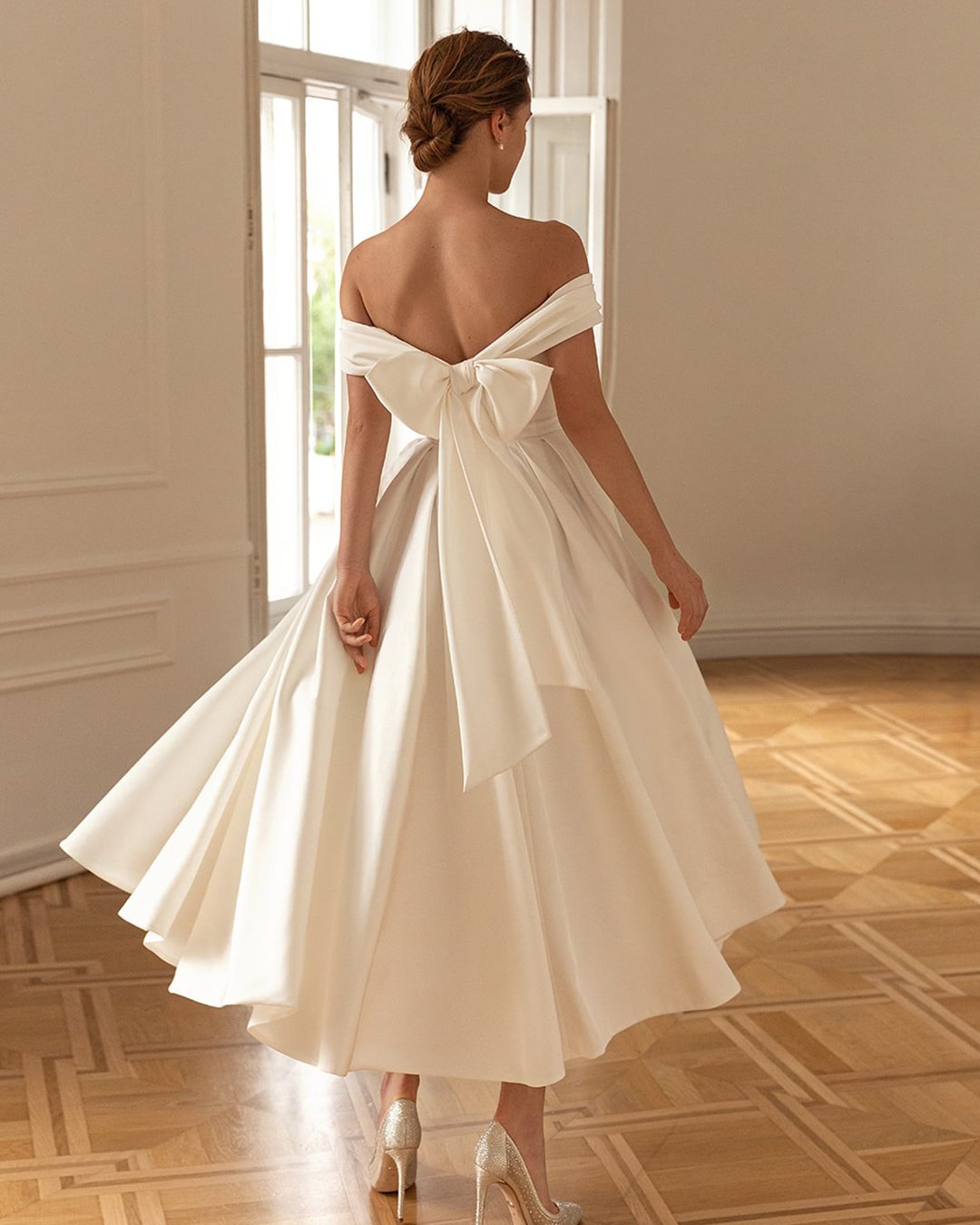 Tea Length Lace Wedding Dresses