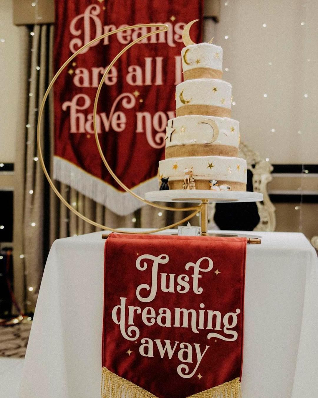 Velvet Tablecloths and Table Runners