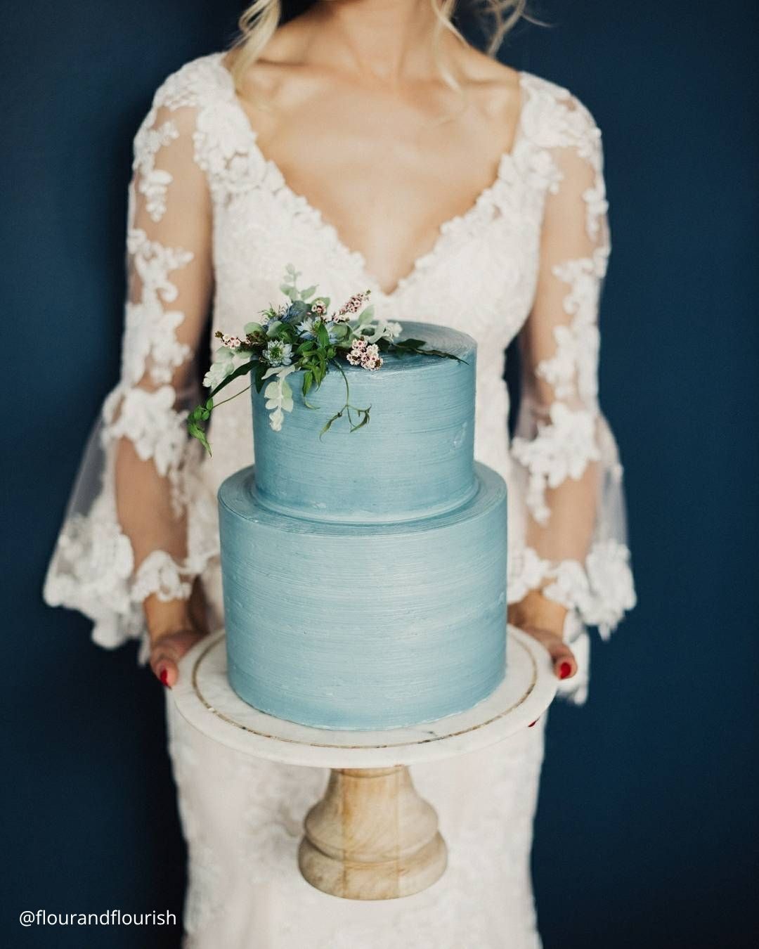 Golden Wedding Cakes