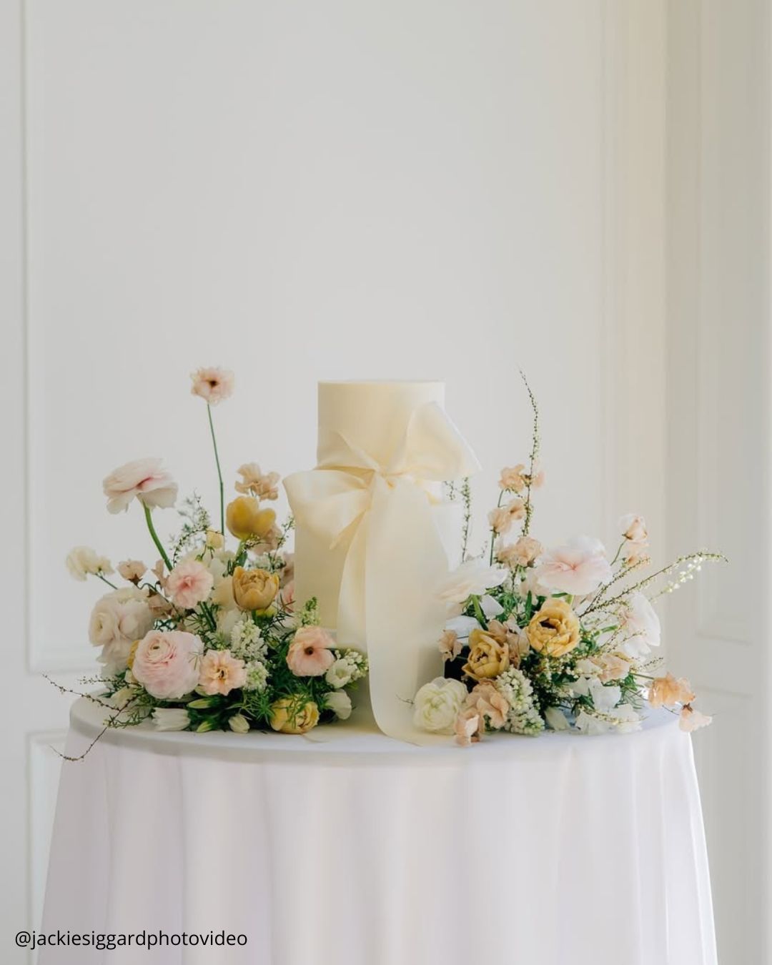 Simple Wedding Cake