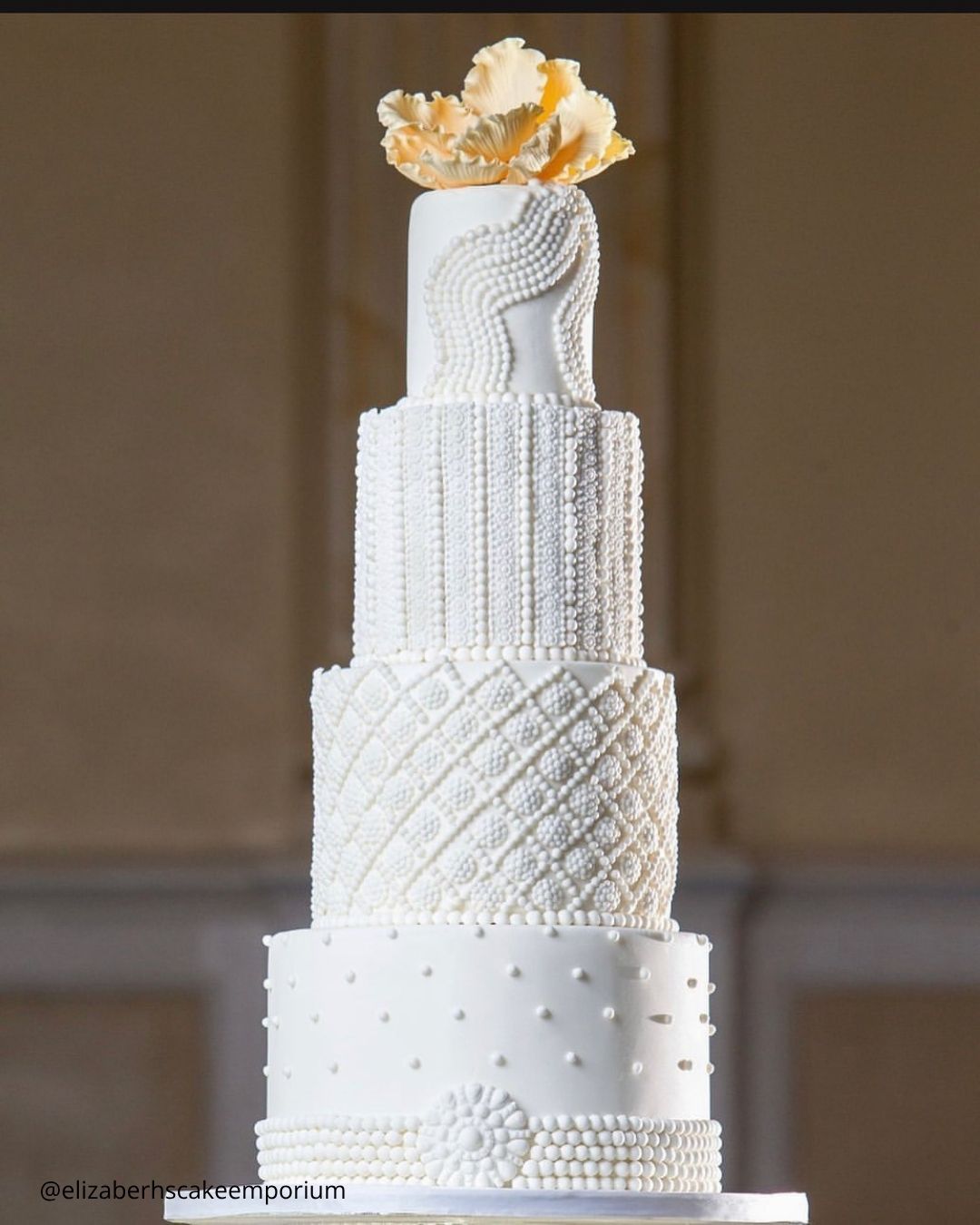 Elegant Wedding Cakes