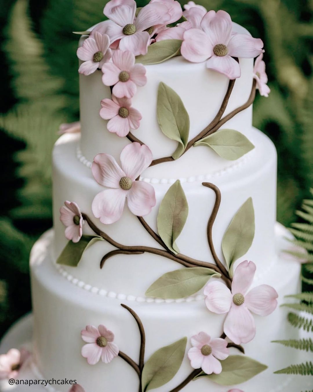 Elegant Wedding Cakes