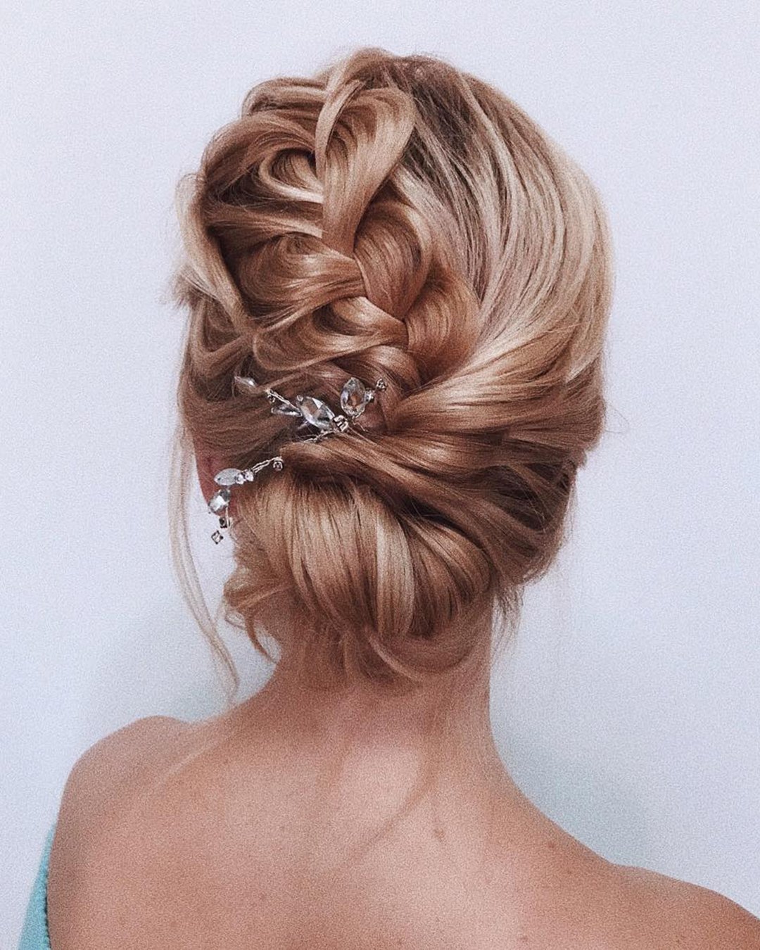 Messy Bun Thin Hair