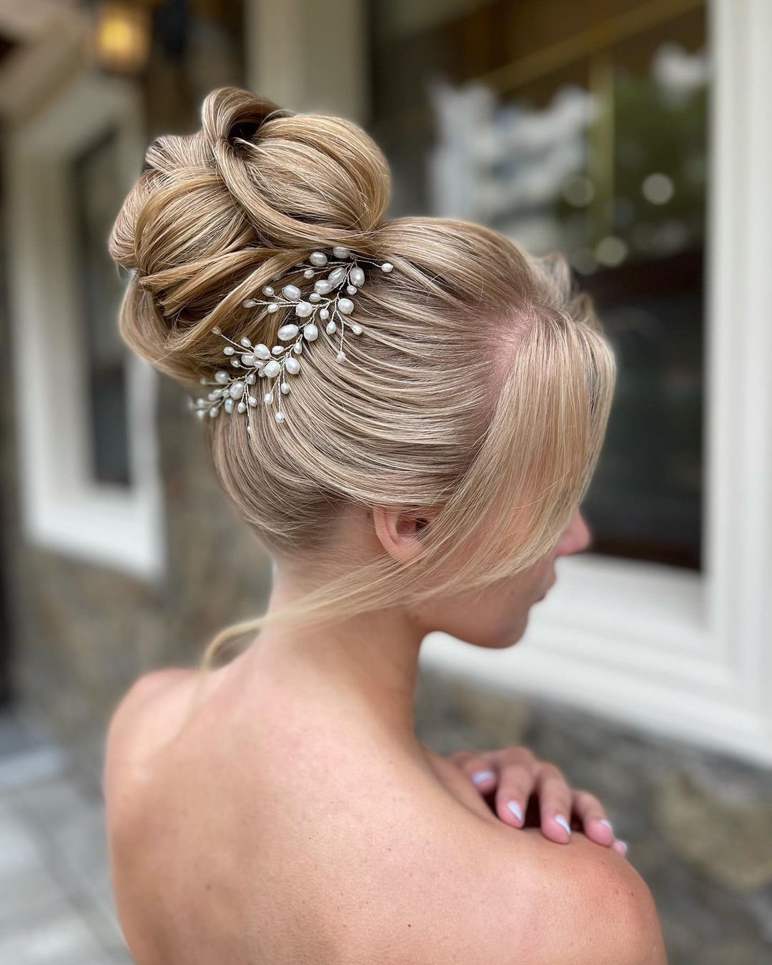 Low Bun For Thin Hair