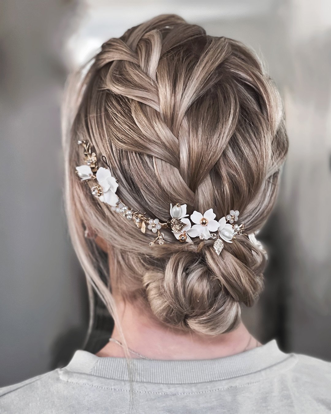 Beach Wedding Hairstyles For Thin Hair