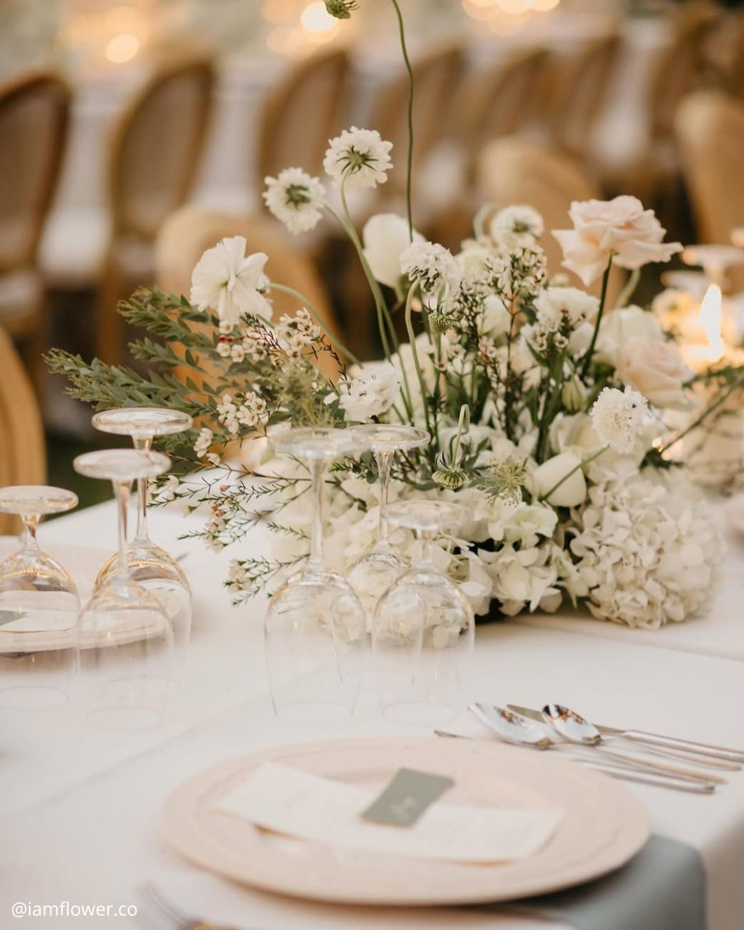 White Wedding Decoration Ideas For Aisle