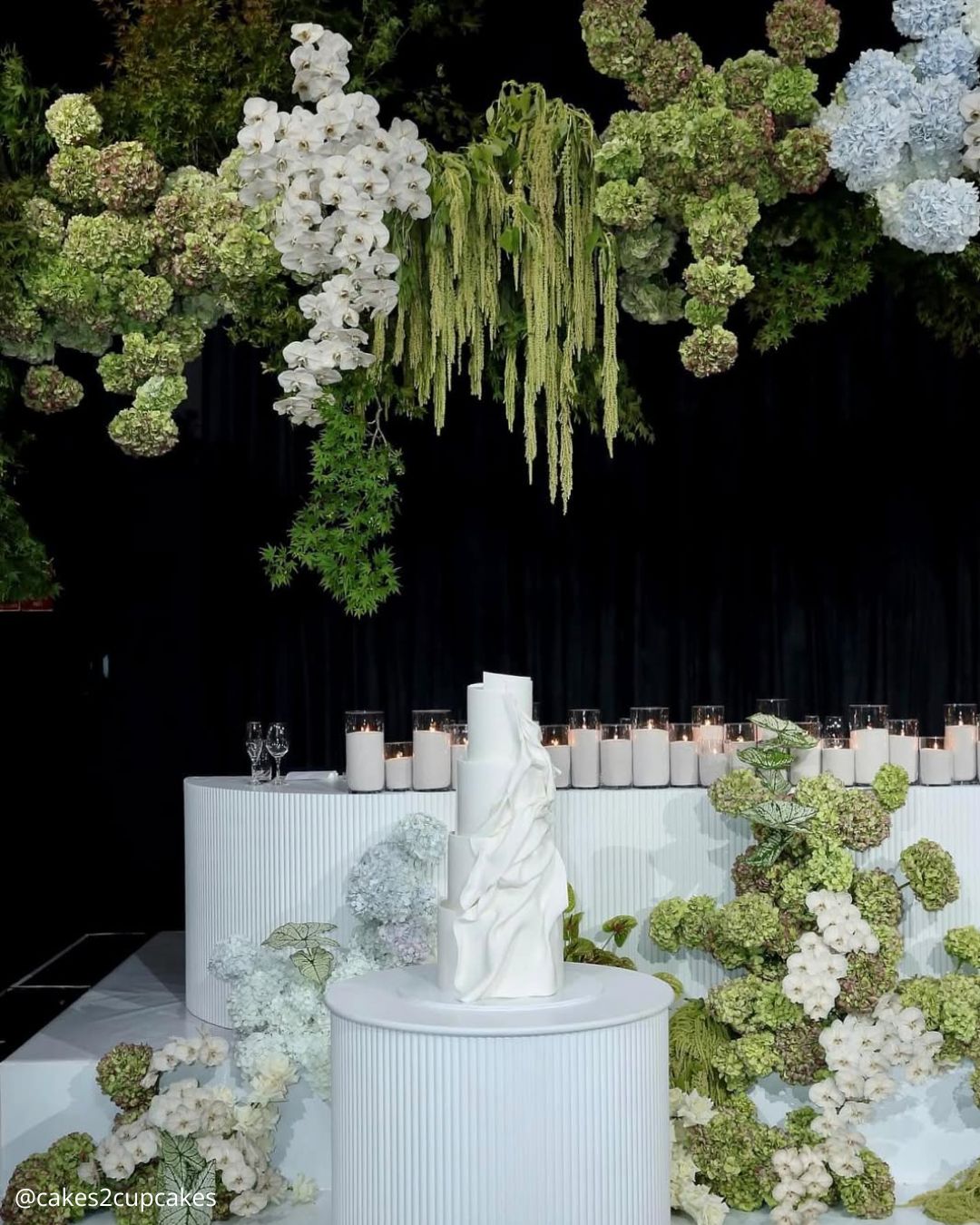 White Wedding Decoration Ideas For Aisle