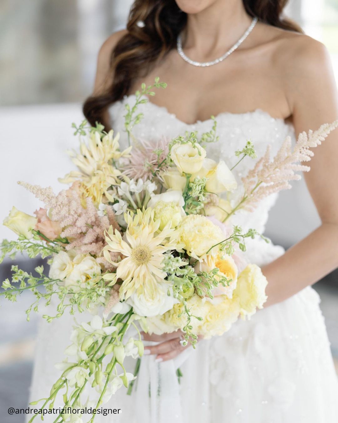 Amazing White Winter Wedding Bouquets