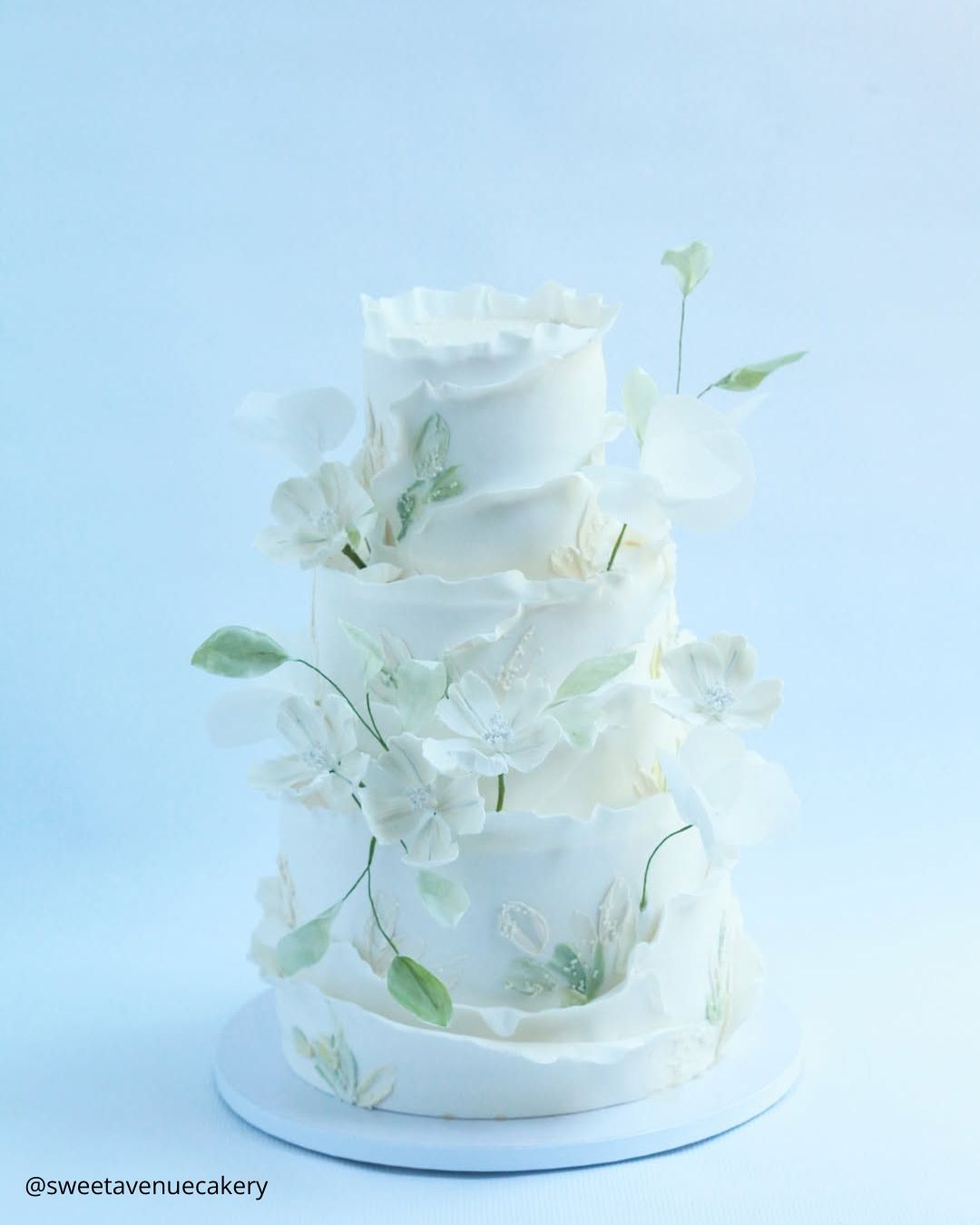 Elegant Winter Cake Ideas