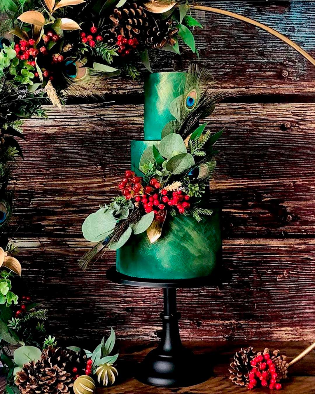 Tips for Choosing the Perfect Winter Wedding Cake