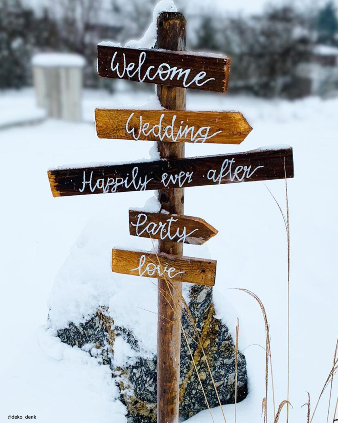Rustic Decorations for Winter Wedding