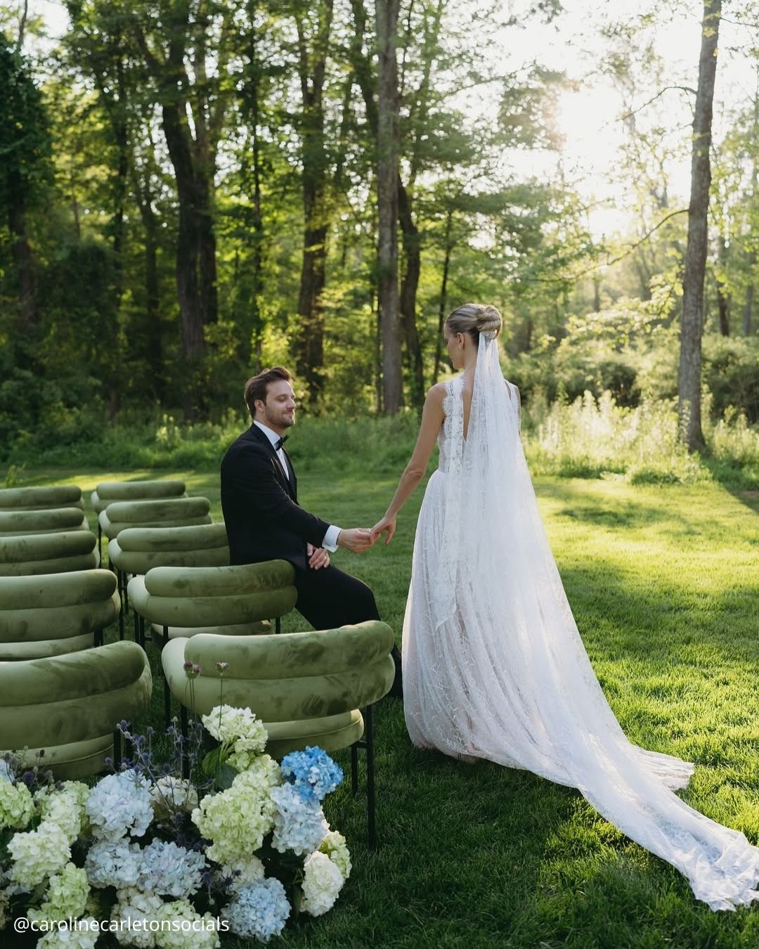 Wedding Kiss