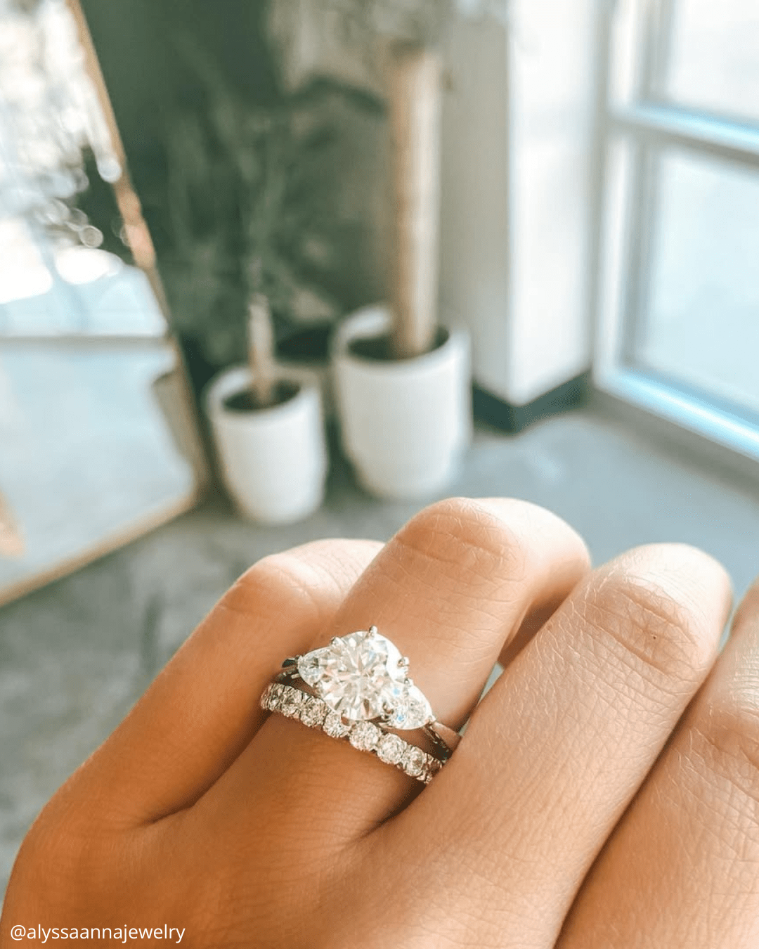 Halo Bridal Sets