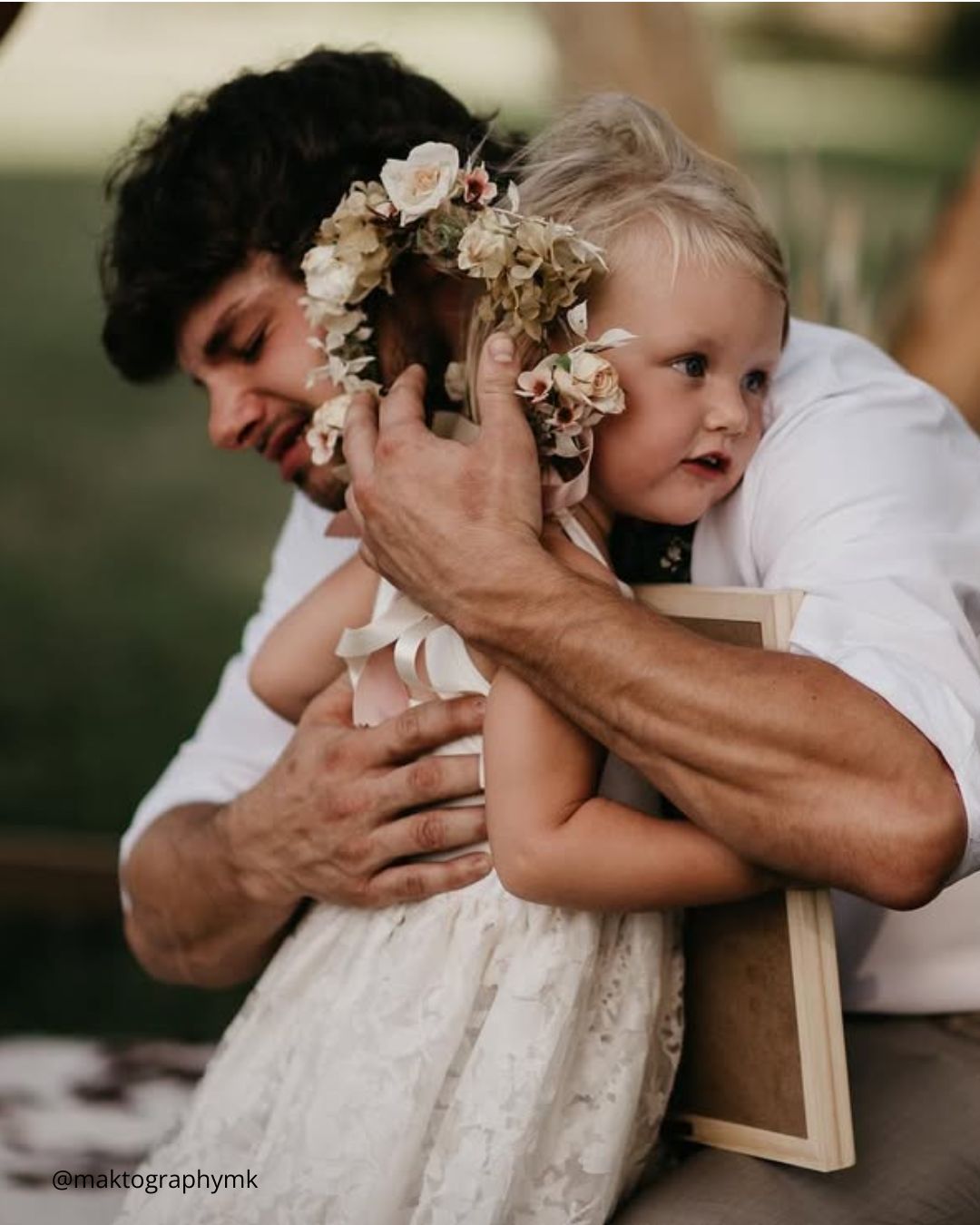 Tips for Capturing Perfect Wedding Family Photos