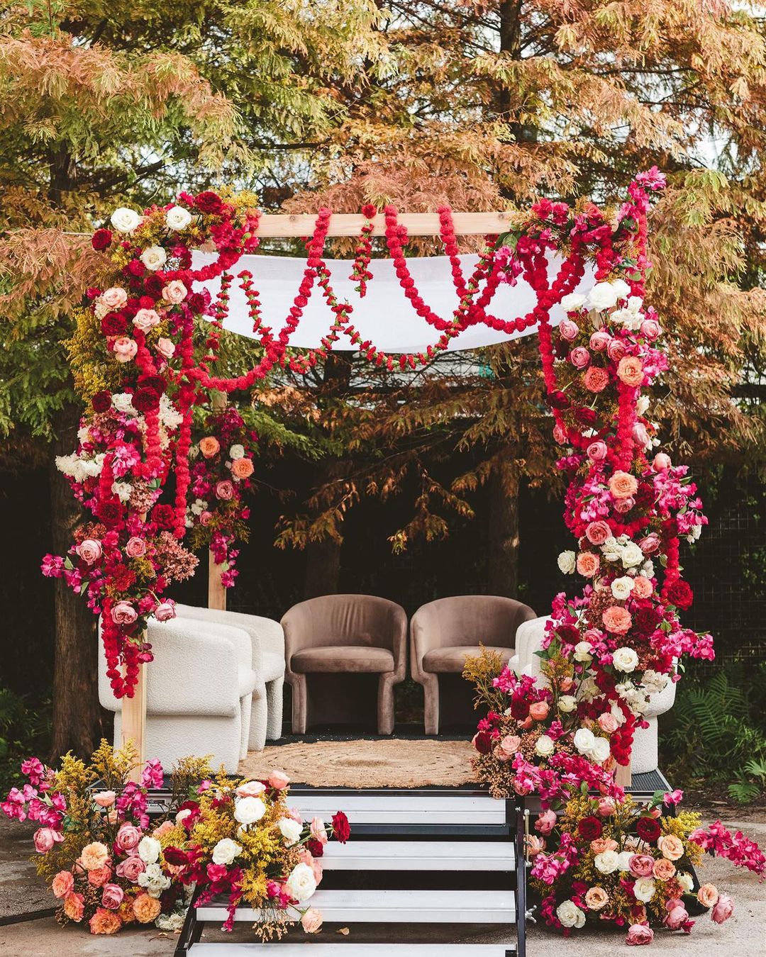 Hippie Volkswagen Bus Flower Decor Ideas