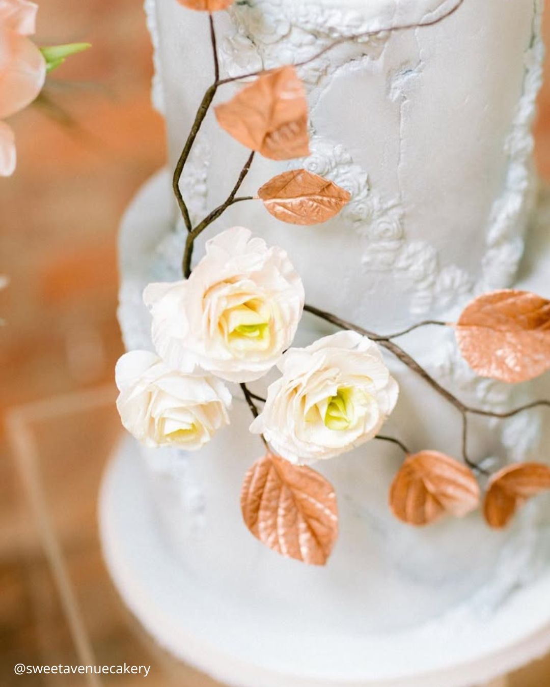 Fall Cakes with Edible Leaves