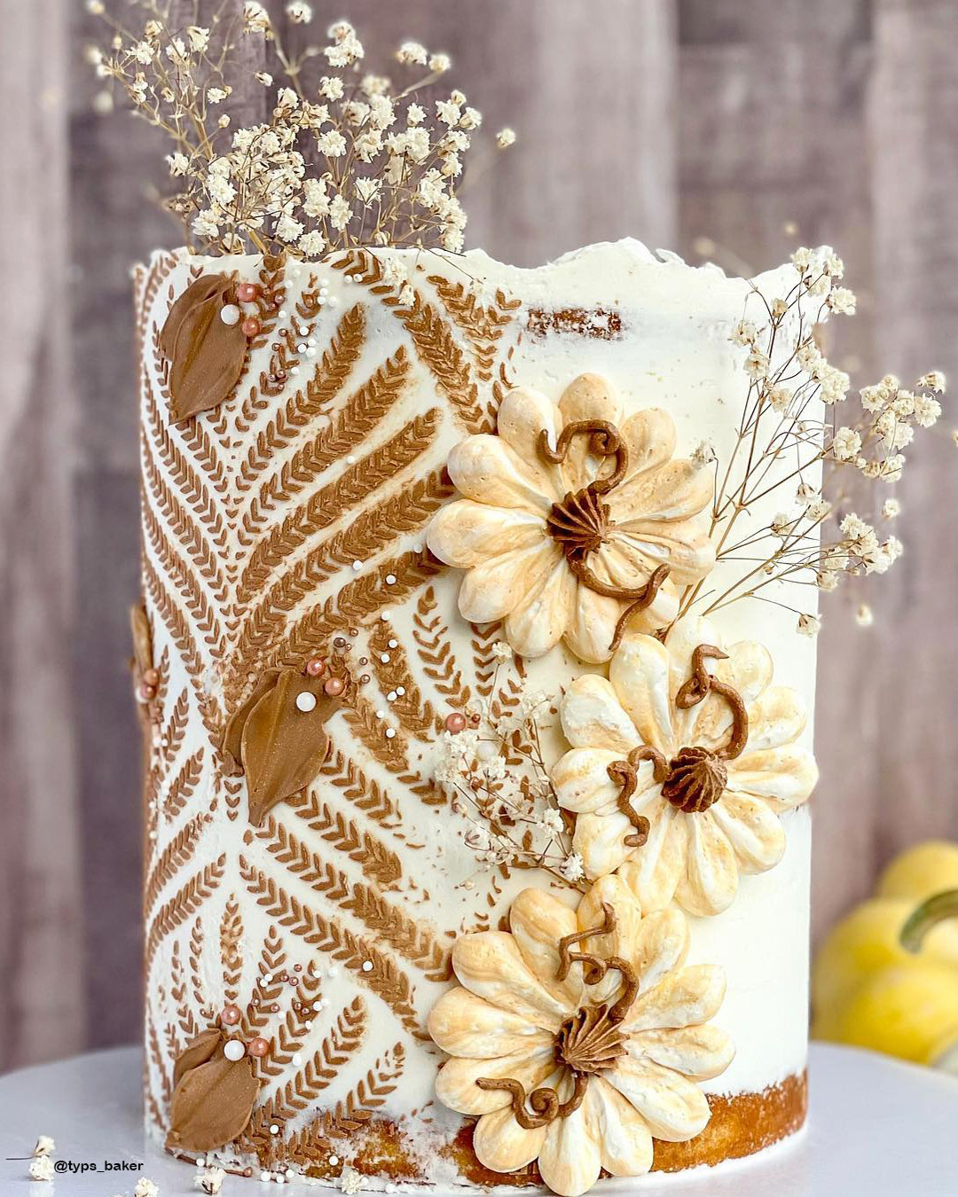 Cake Ideas With Pumpkins