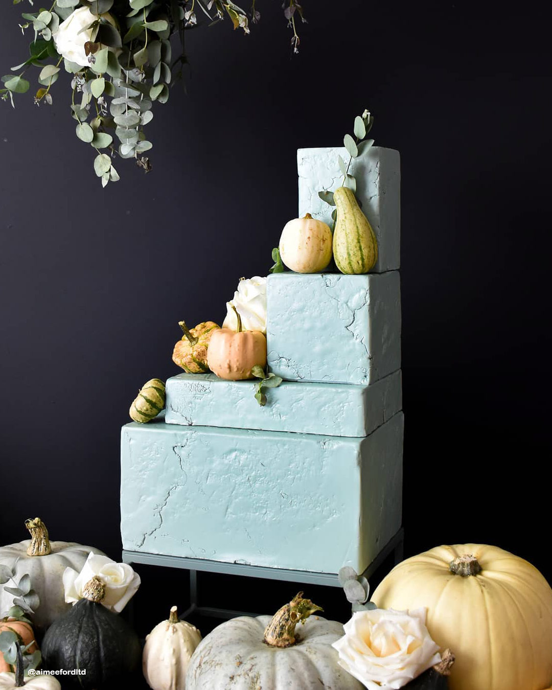 Simple Fall Wedding Cakes