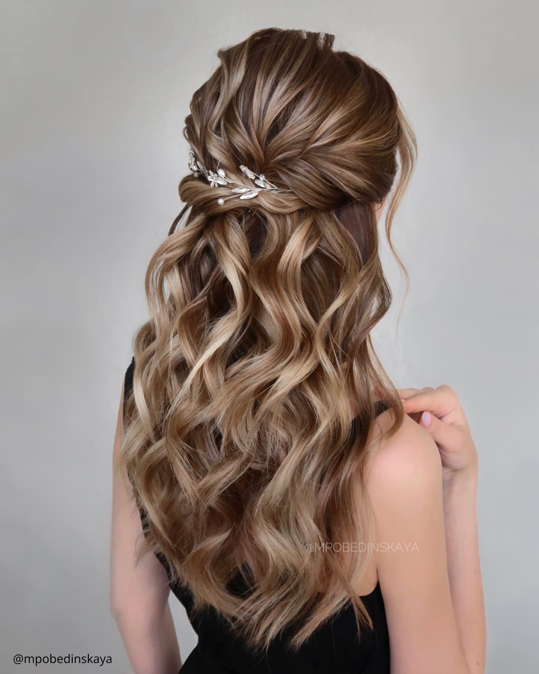 Why Choose Half Up Half Down Hairstyles for Your Wedding