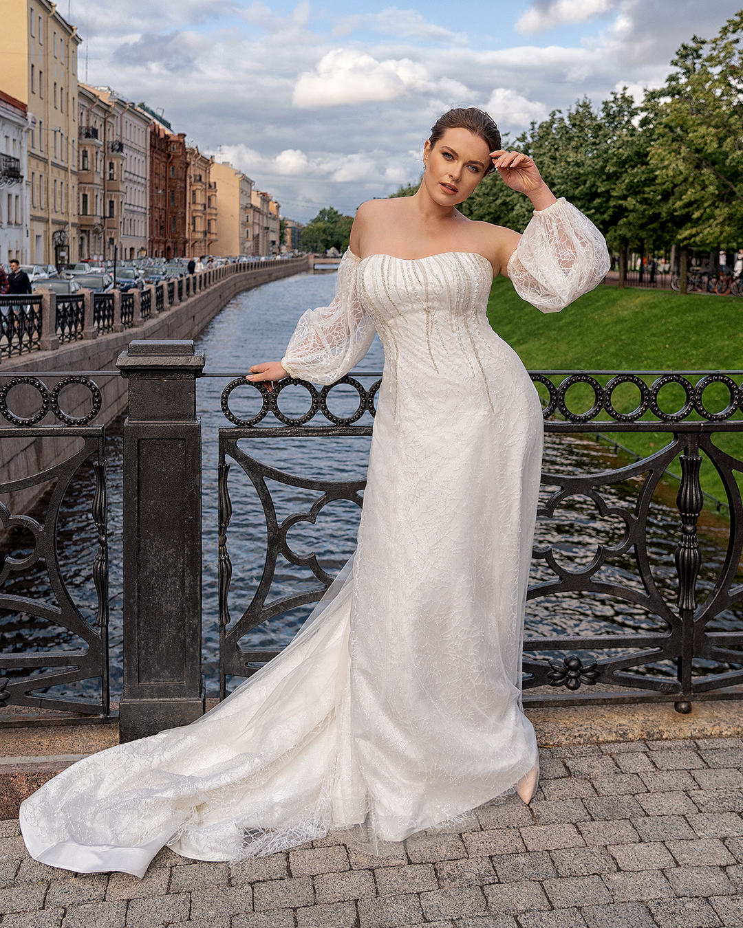Puff Sleeve Plus Size Bridal Dresses