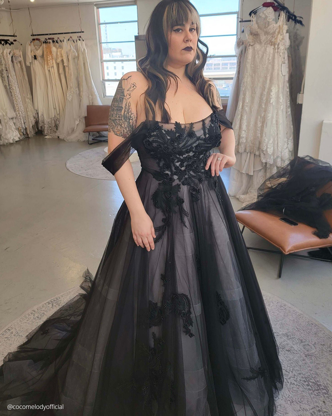 Black And White Wedding Dresses Plus Size