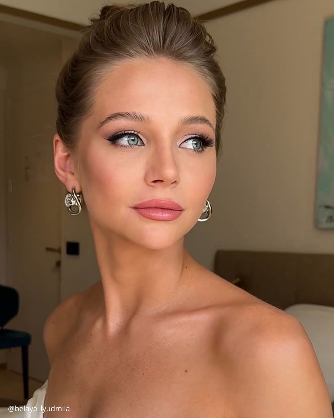 Hooded Eyes Bridal Makeup