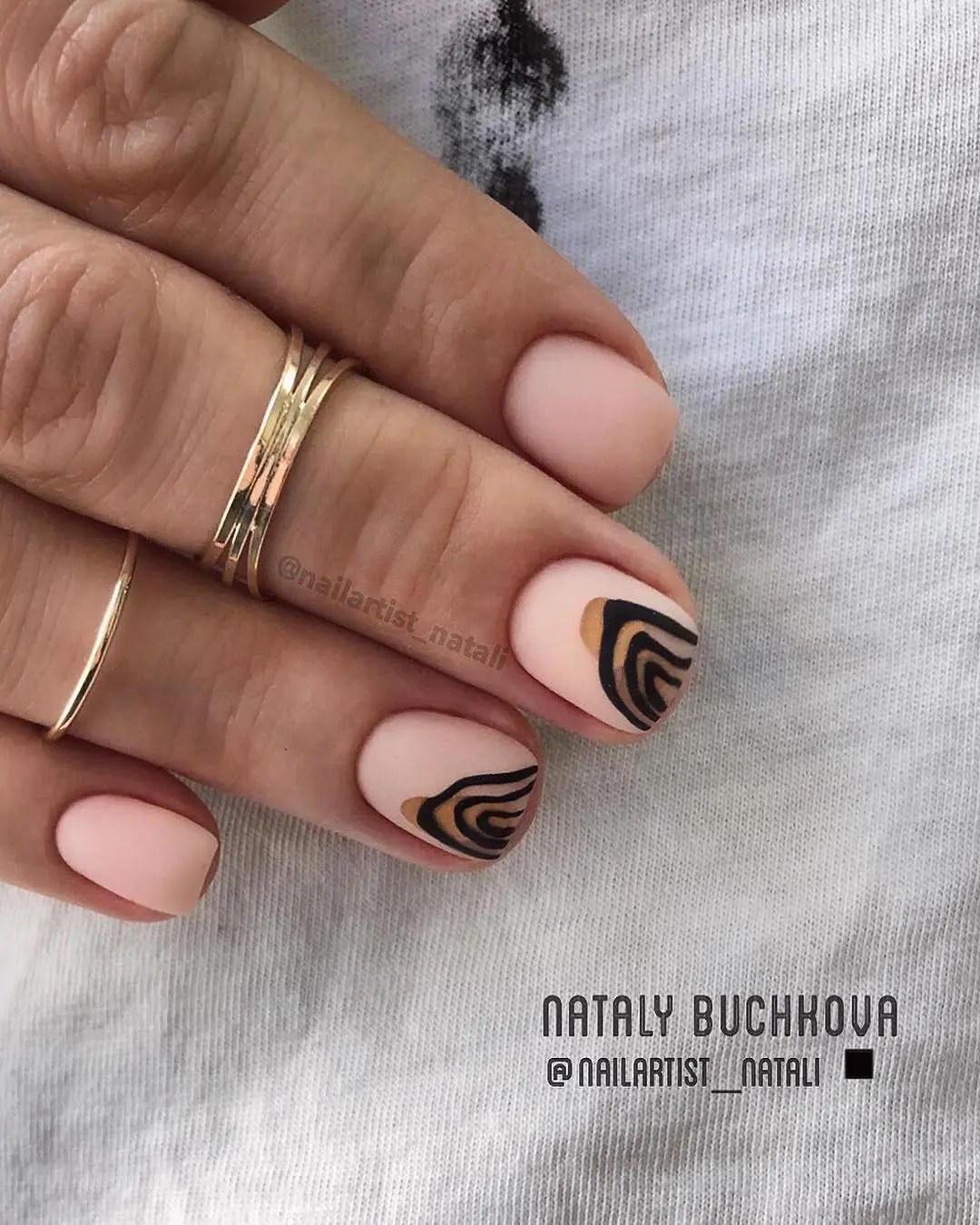Classy Wedding Nails Short