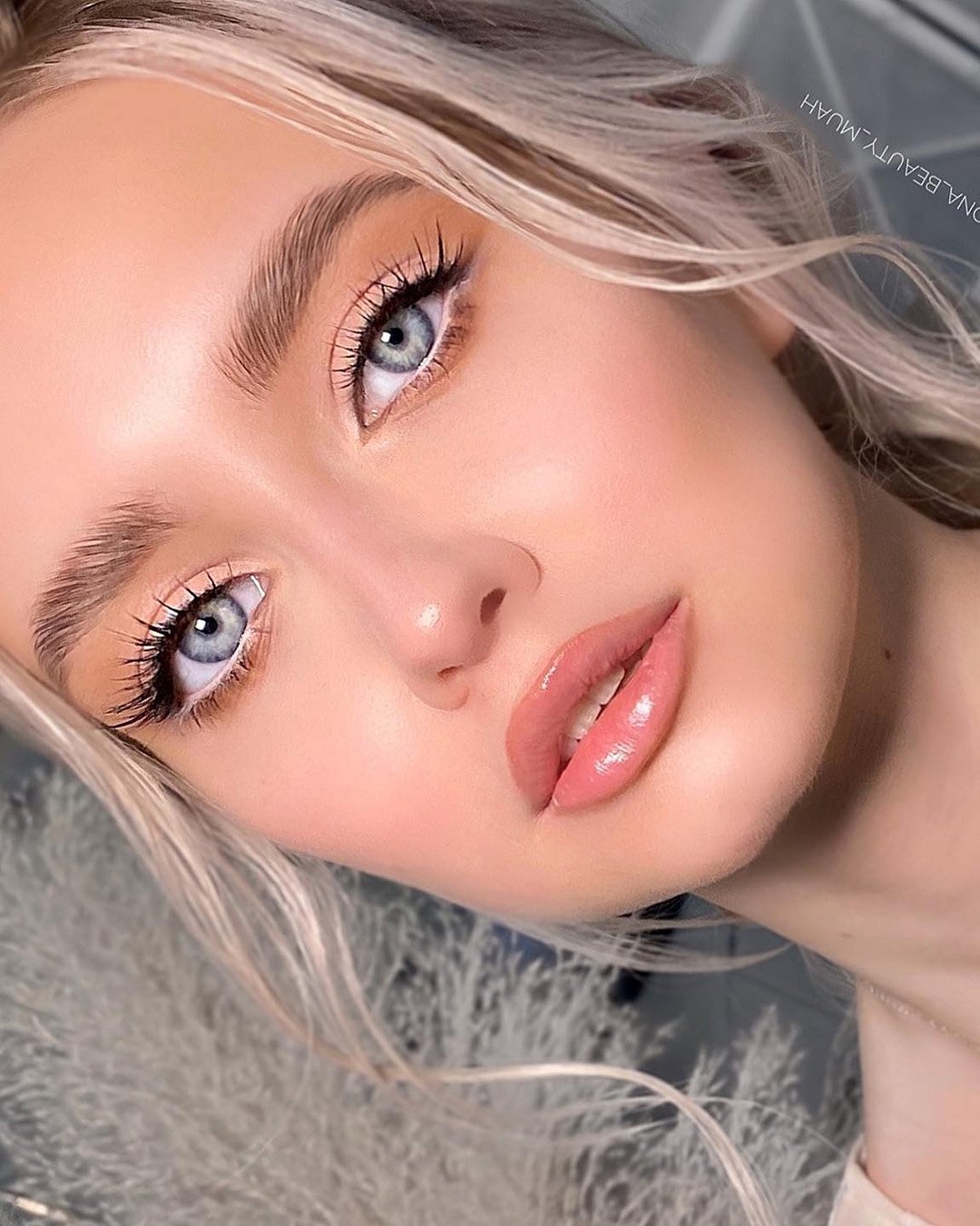 Eye Makeup Ideas & Pro Tips For Blue Eyes