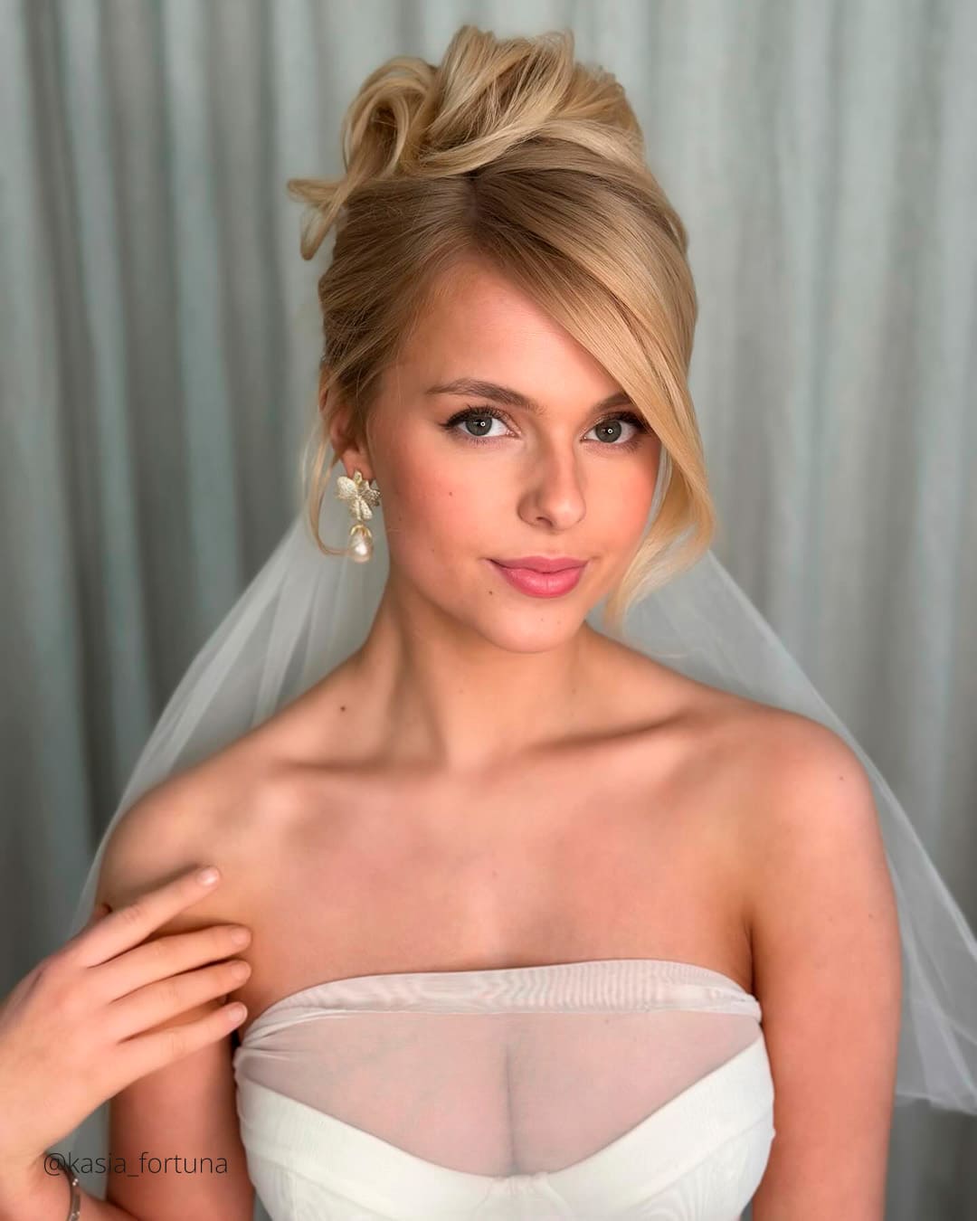 Accessories For Bridal Hairstyles With Bangs