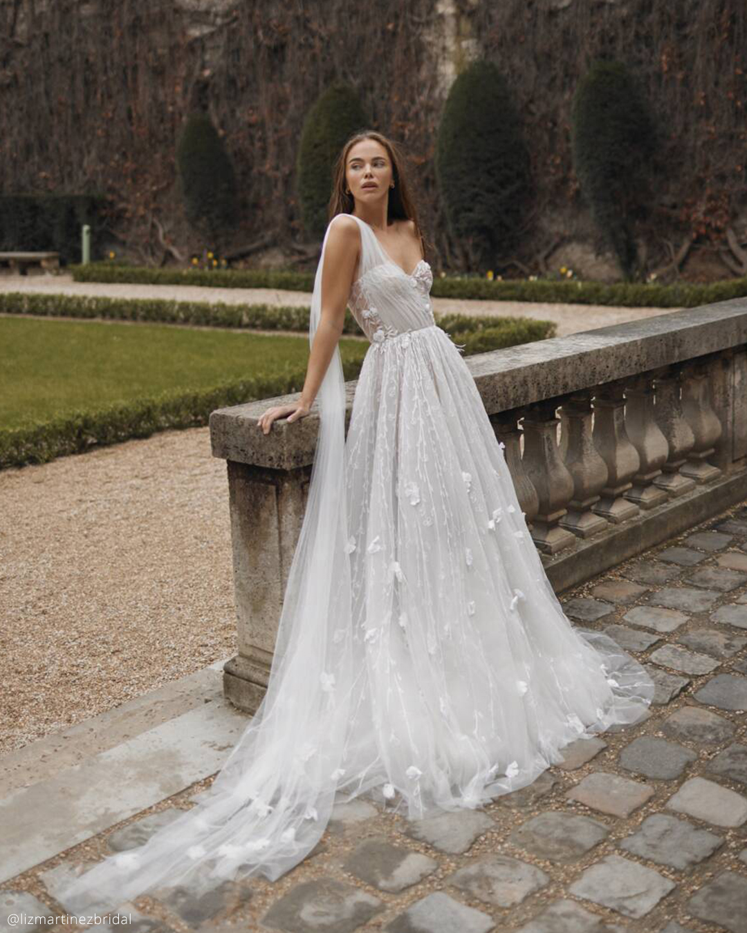 Yedyna Wedding Dresses