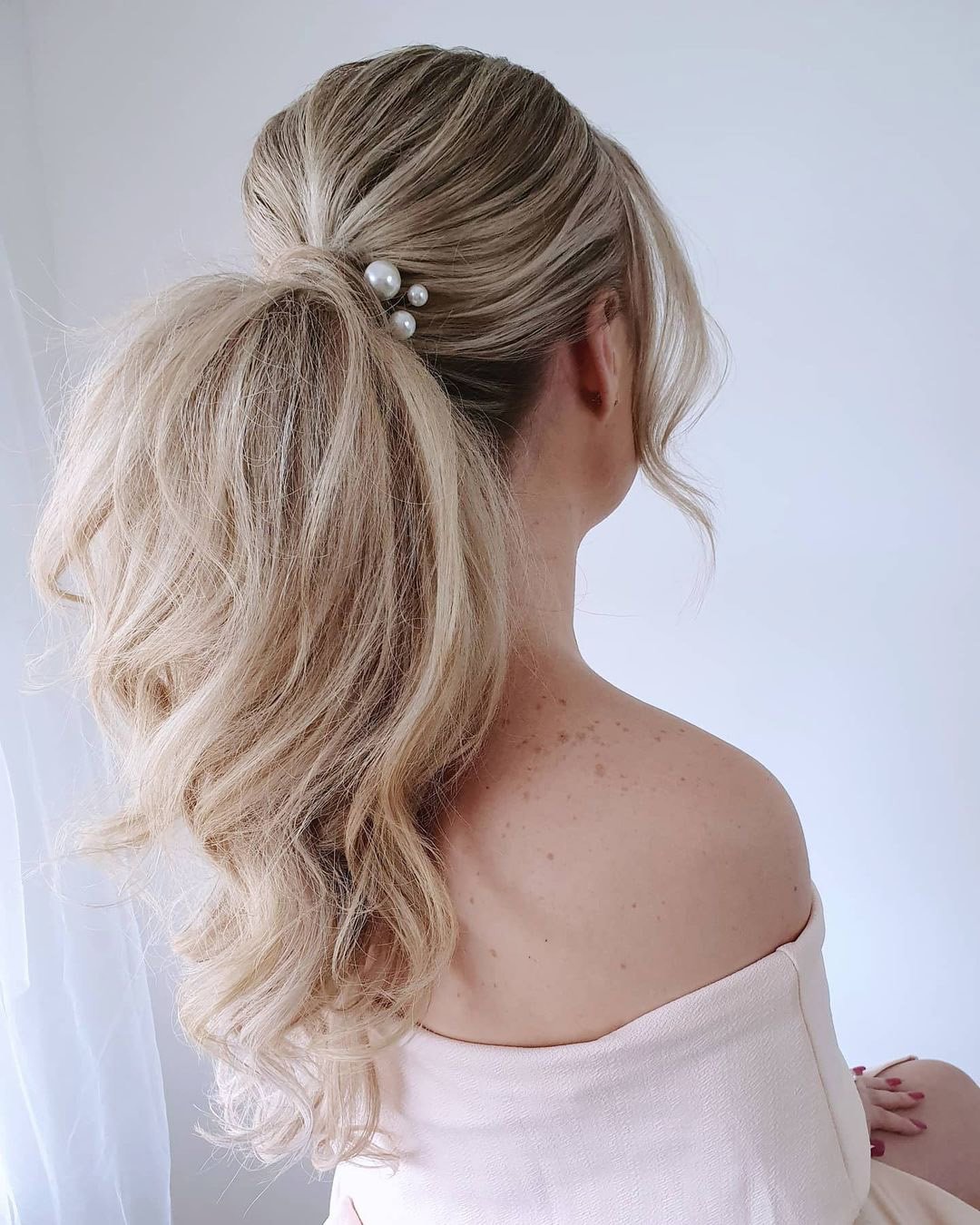 Modern Ponytail