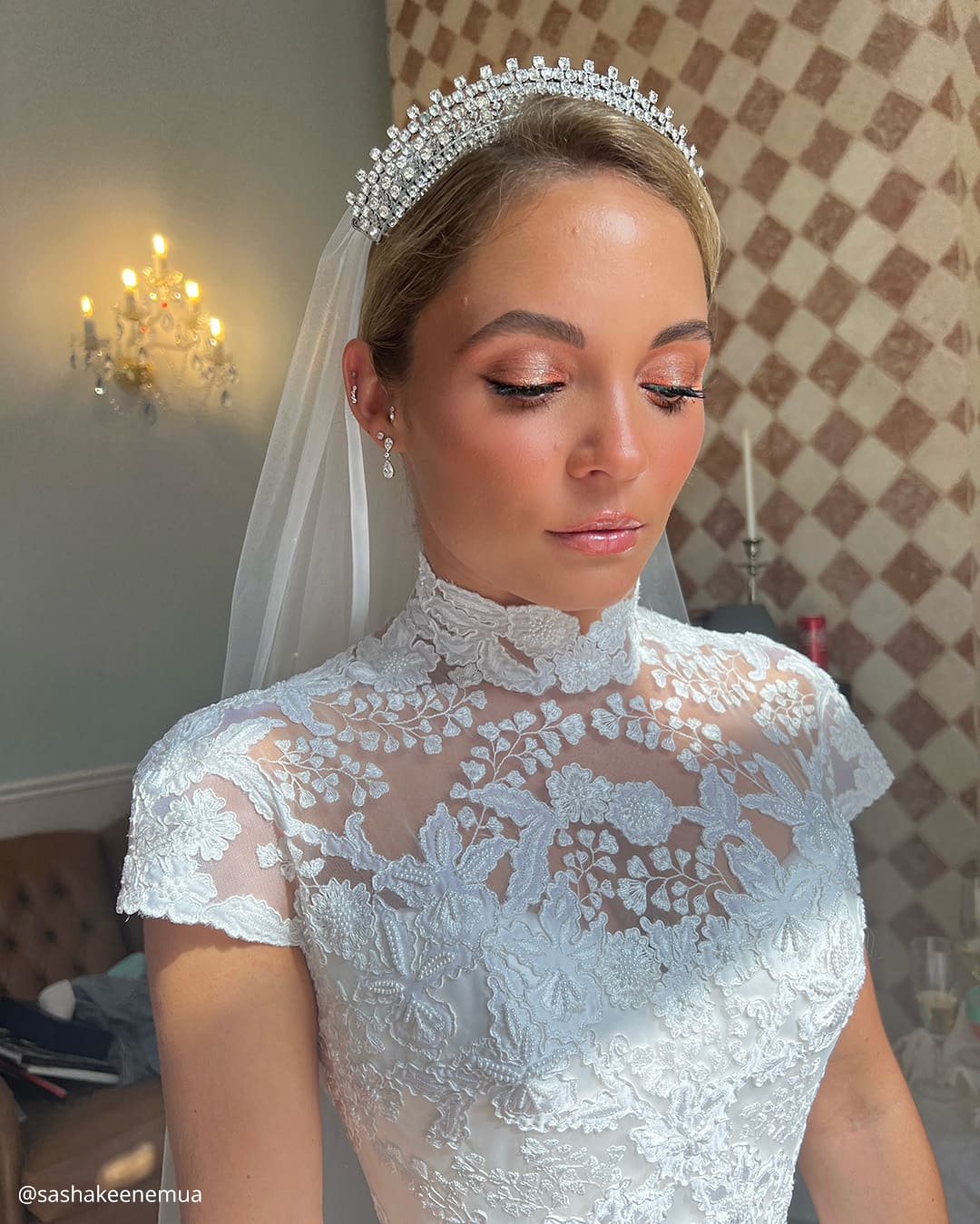 Wedding Day Makeup Products Recommended by Experts for a Long-Lasting Look