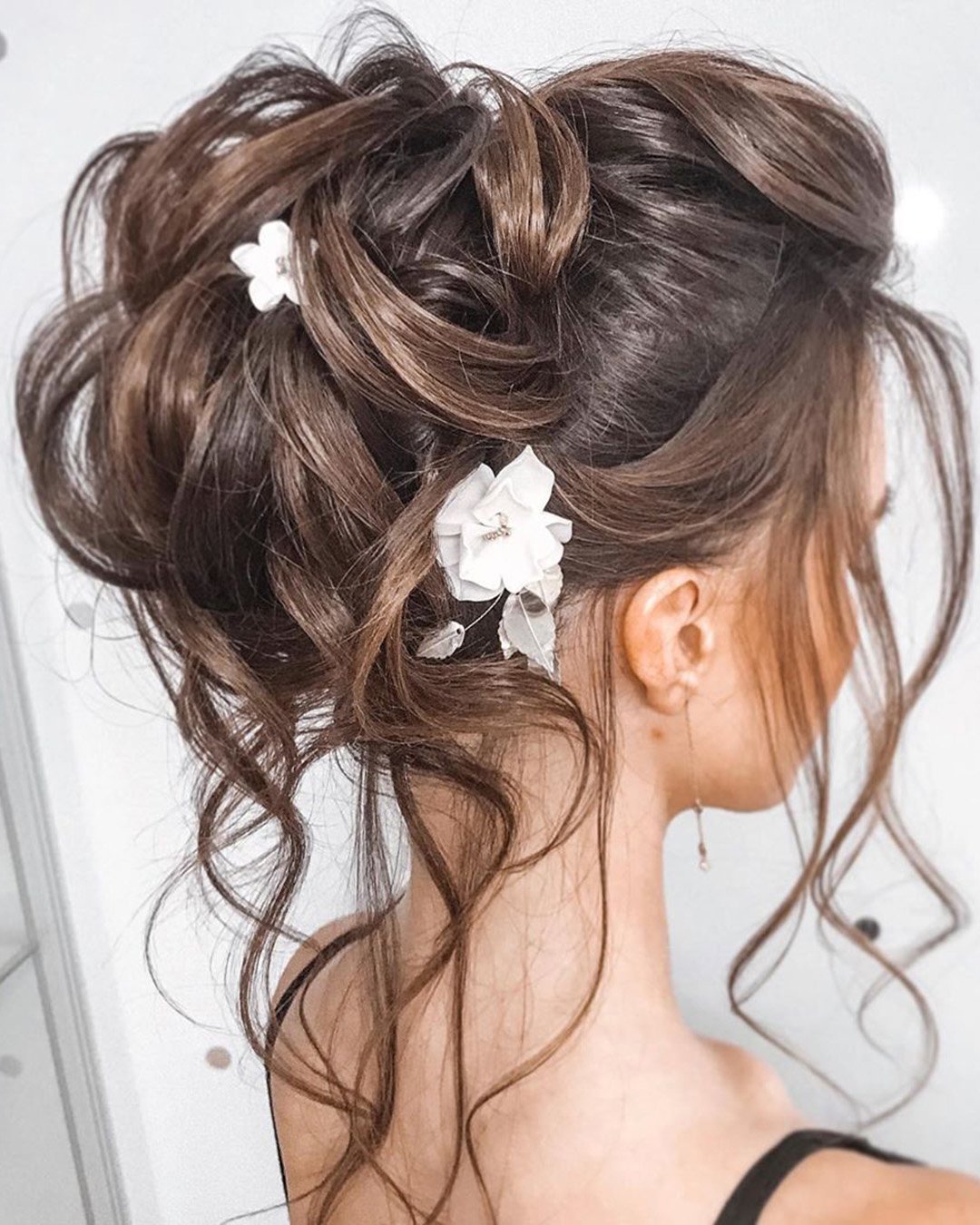 Easy Wedding Updos for Medium Length