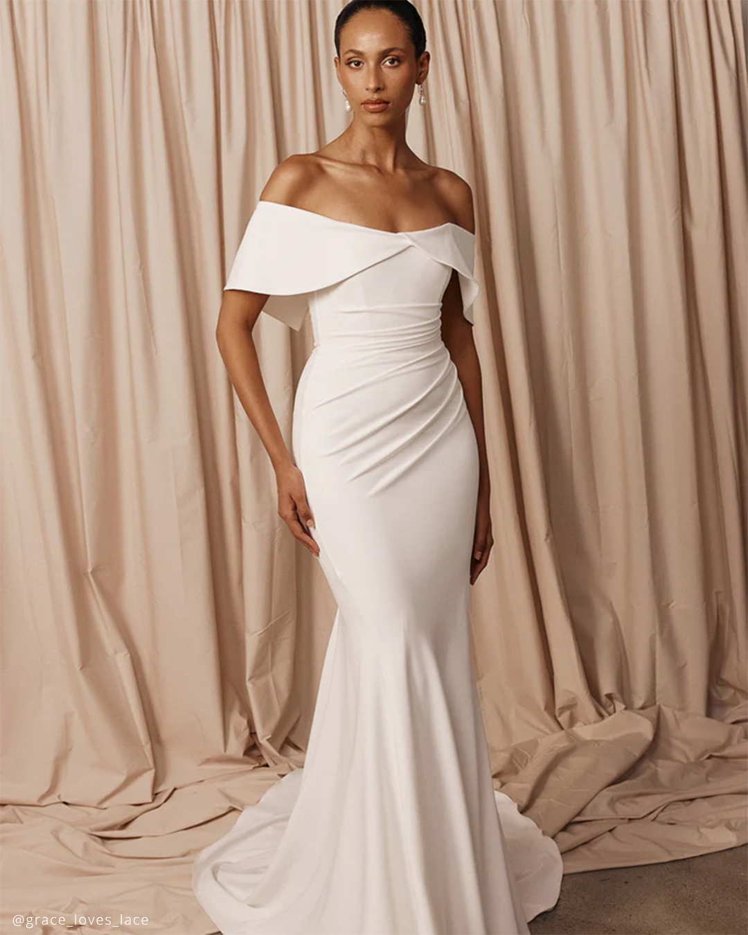 Modest Boho Wedding Dresses