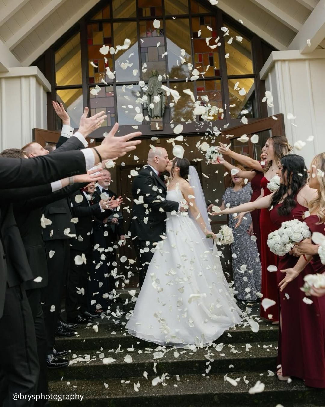 No Bridal Party Wedding Pictures