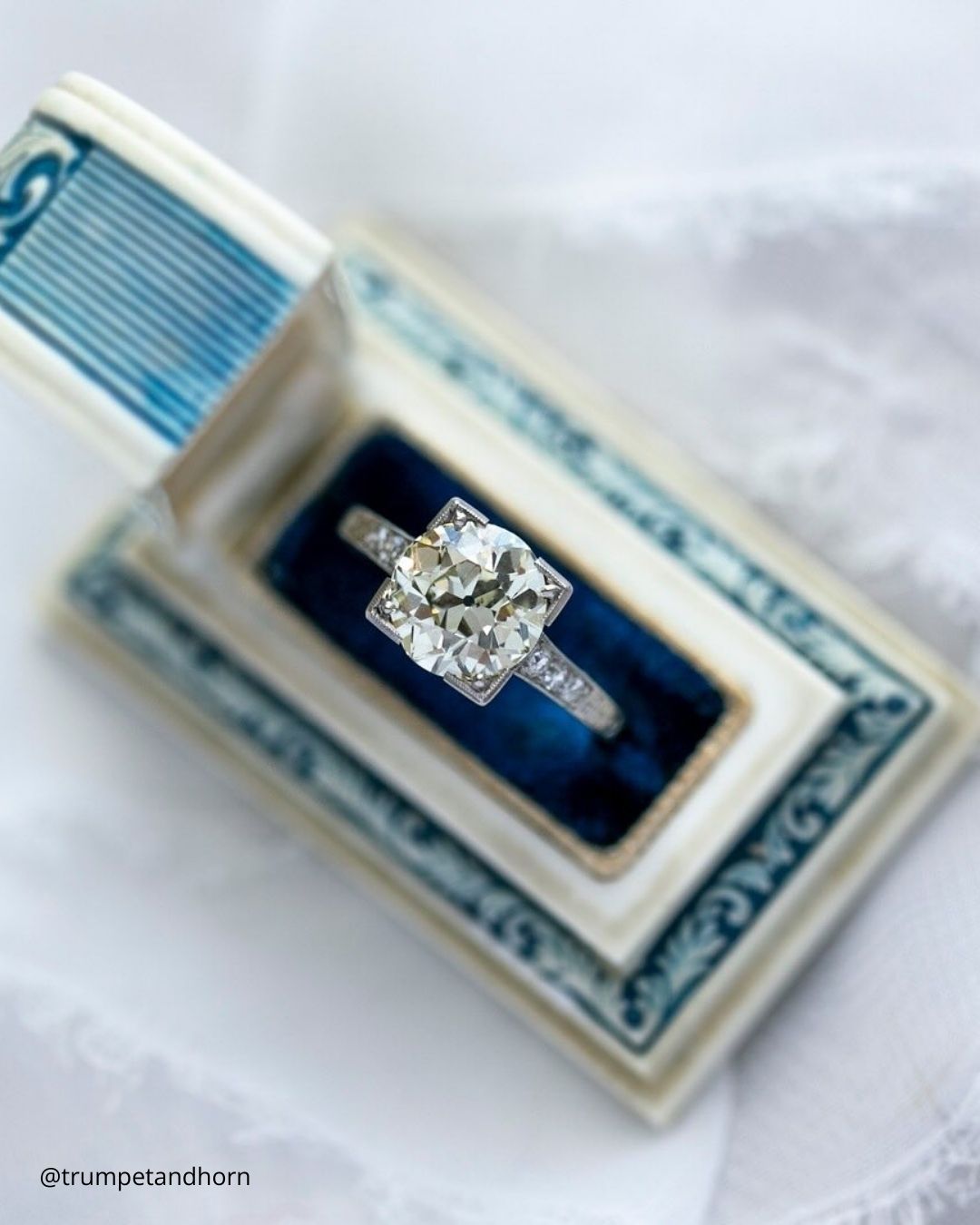 Inspiring Unique Engagement Ring Boxes