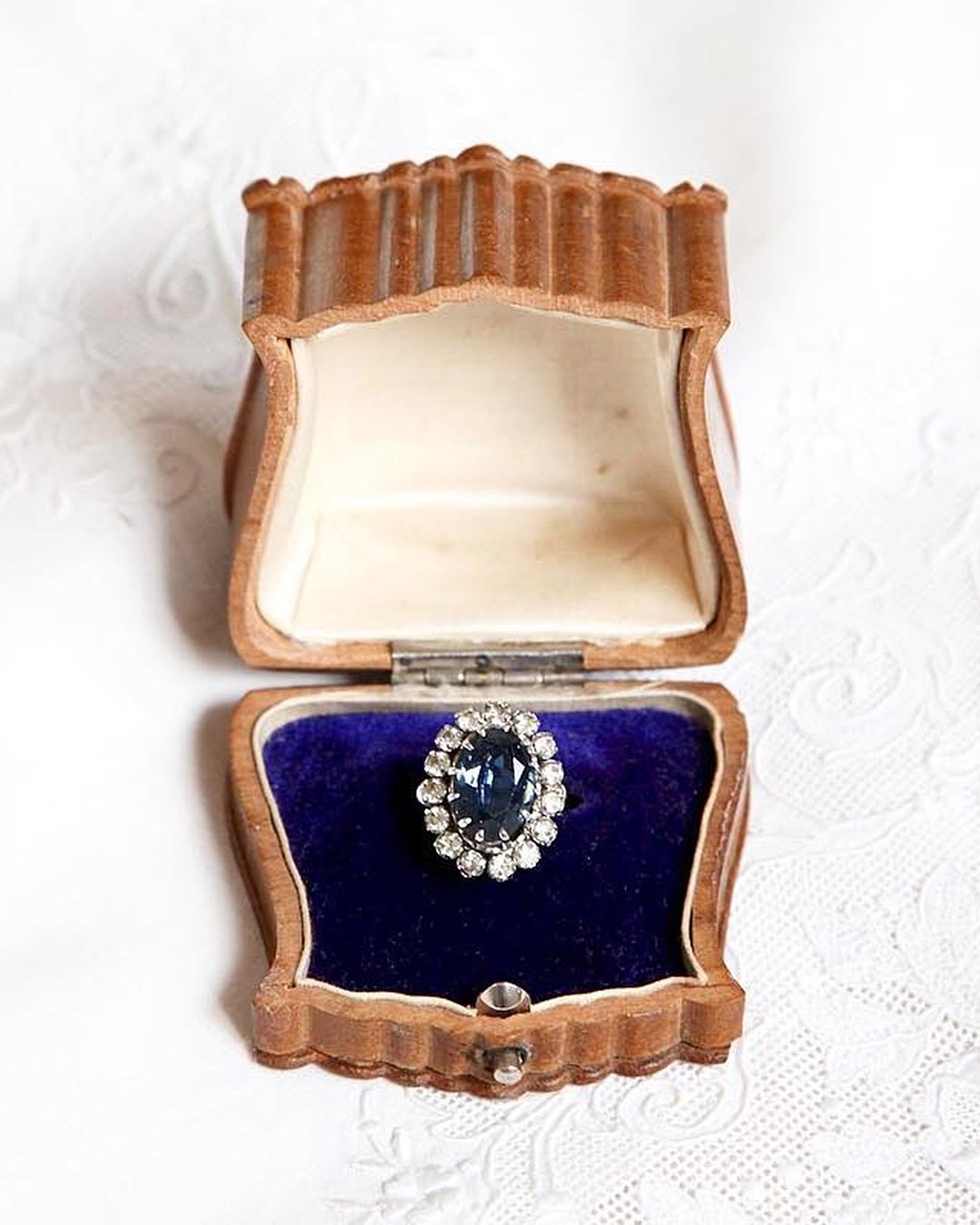 Inspiring Unique Engagement Ring Boxes