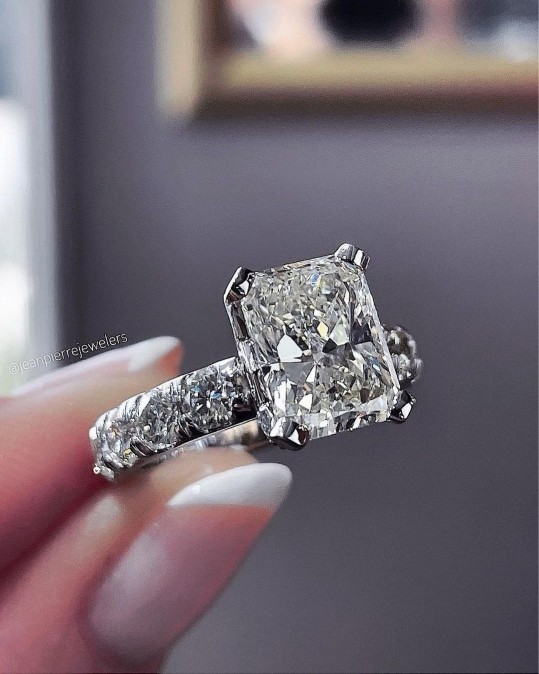 Gold Engagement Rings