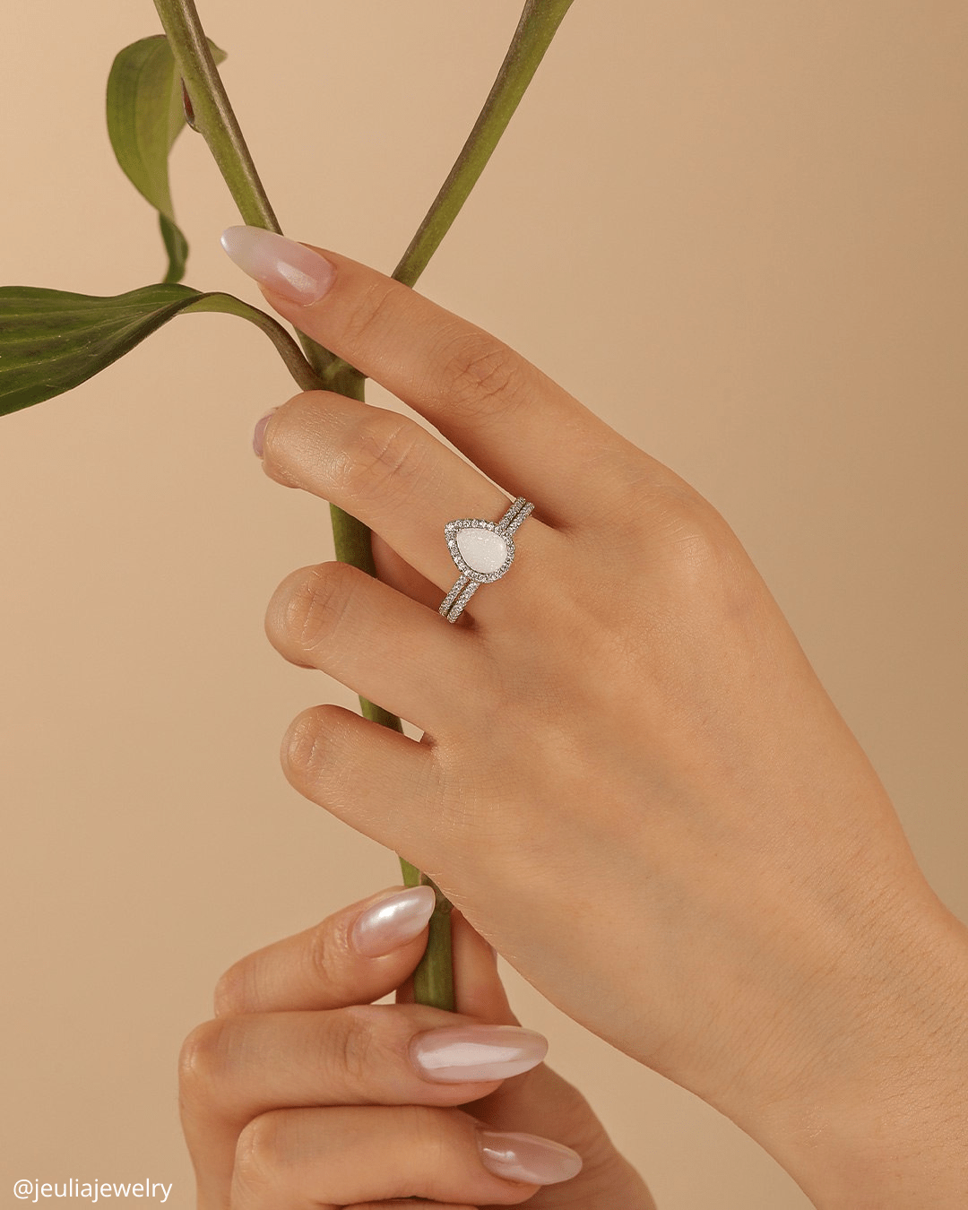 Diamond Halo Engagement Rings