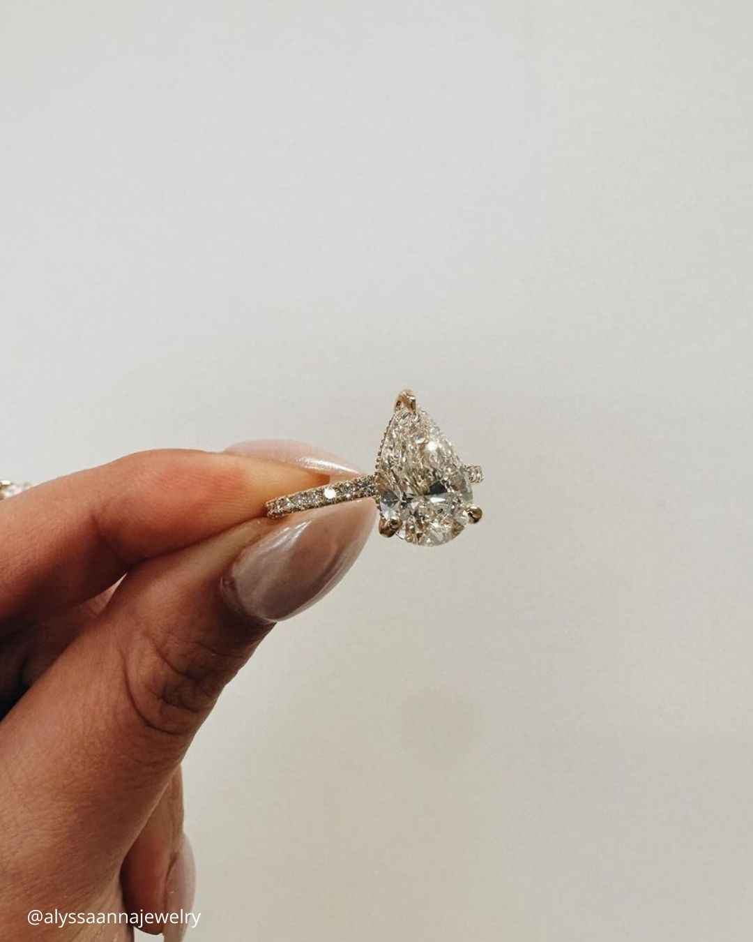 Diamond Halo Engagement Rings